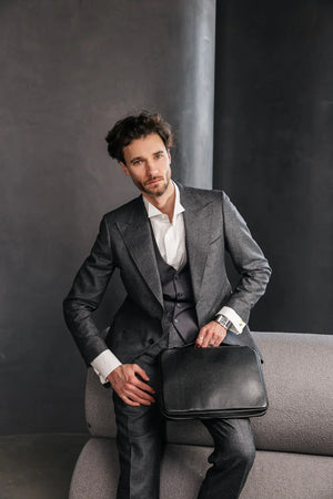 Grainy Leather Tech Organizer A4 Folio