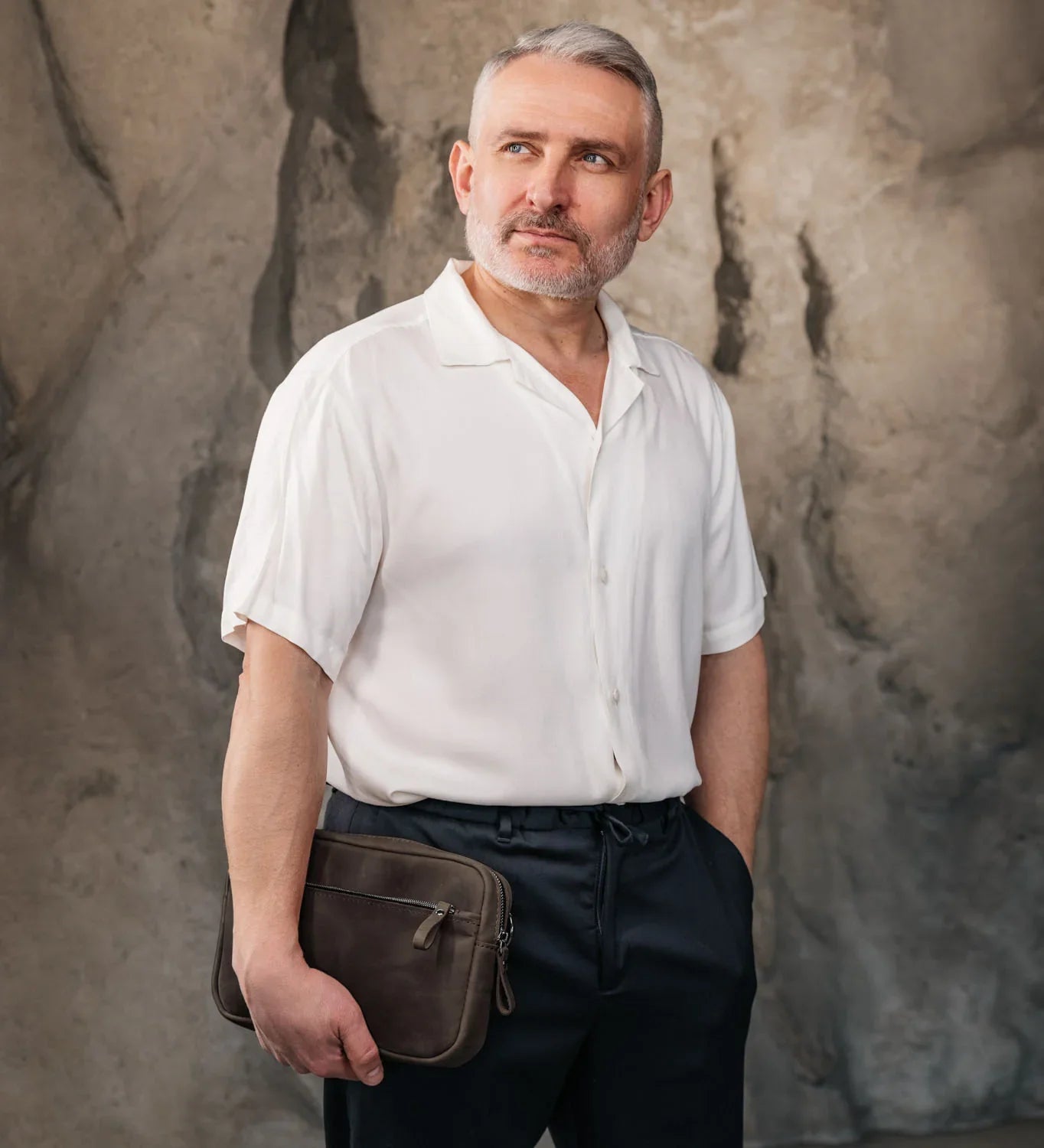 Zippered Leather Crossbody Bag for Men and Women | Orson