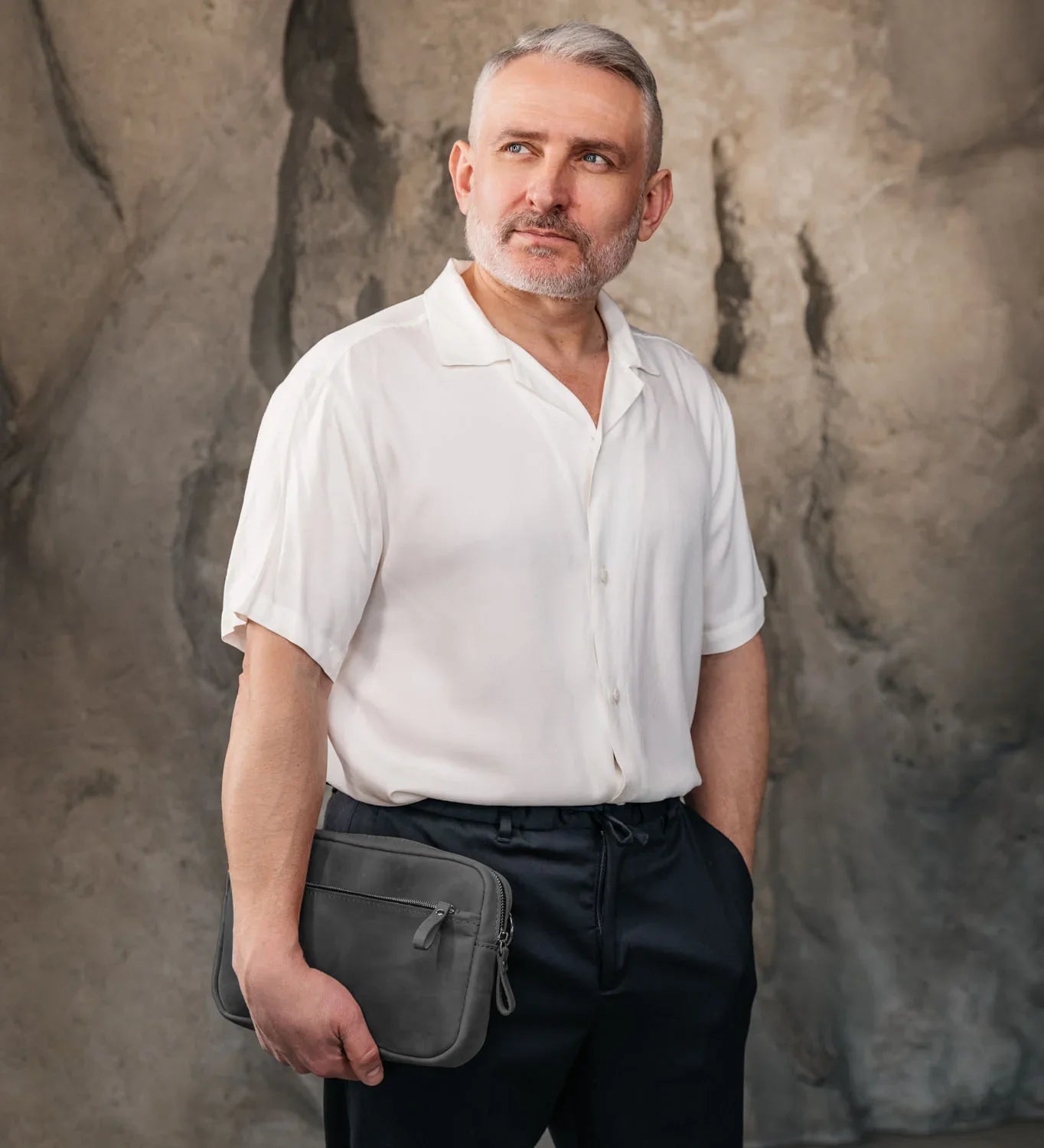 Zippered Leather Crossbody Bag for Men and Women | Orson