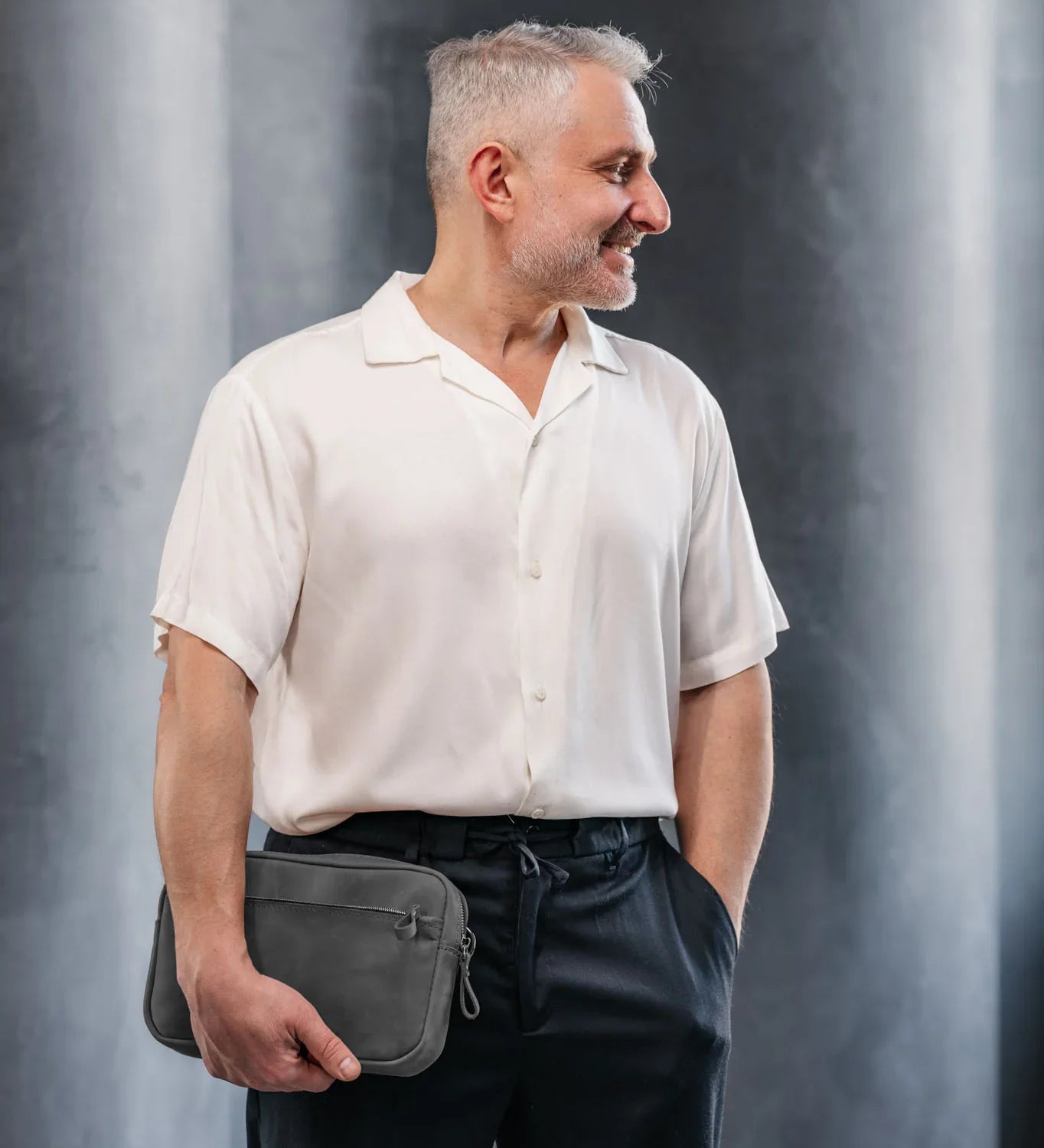 Zippered Leather Crossbody Bag for Men and Women | Orson