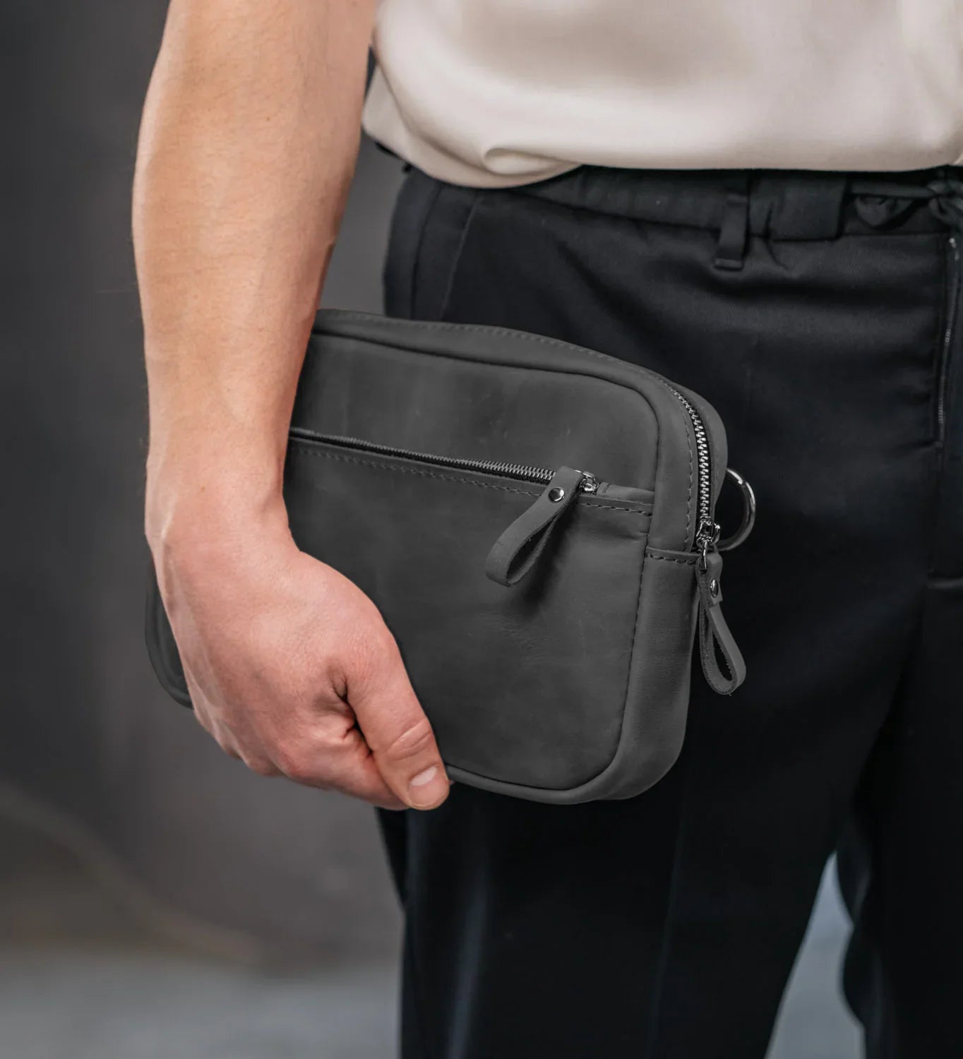 Zippered Leather Crossbody Bag for Men and Women | Orson