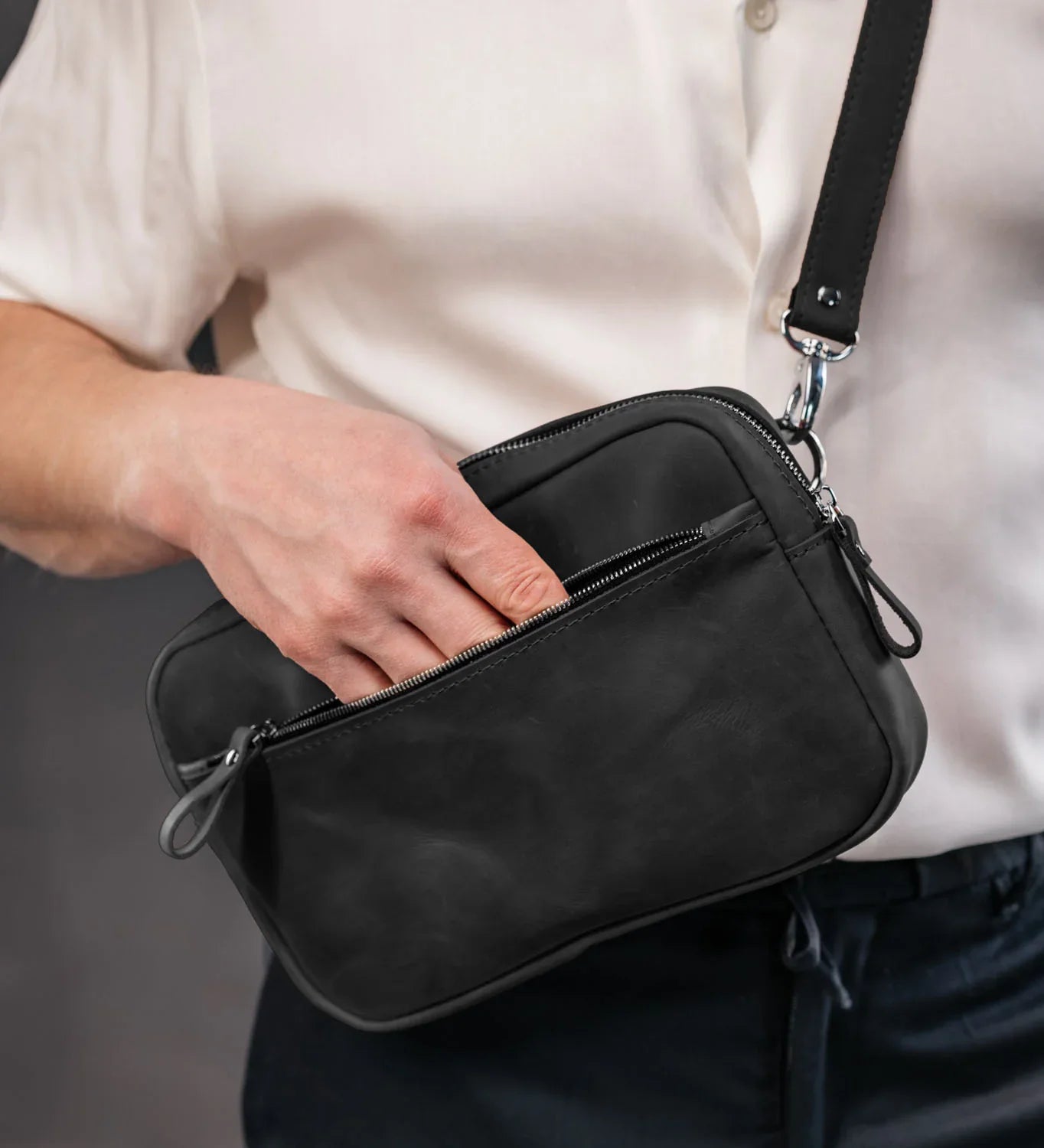 Zippered Leather Crossbody Bag for Men and Women | Orson