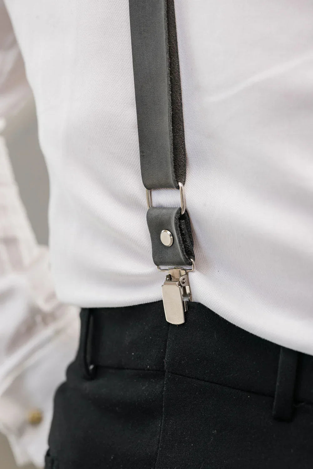 Y-Back Matte Leather Suspenders for Men – Rustic Style