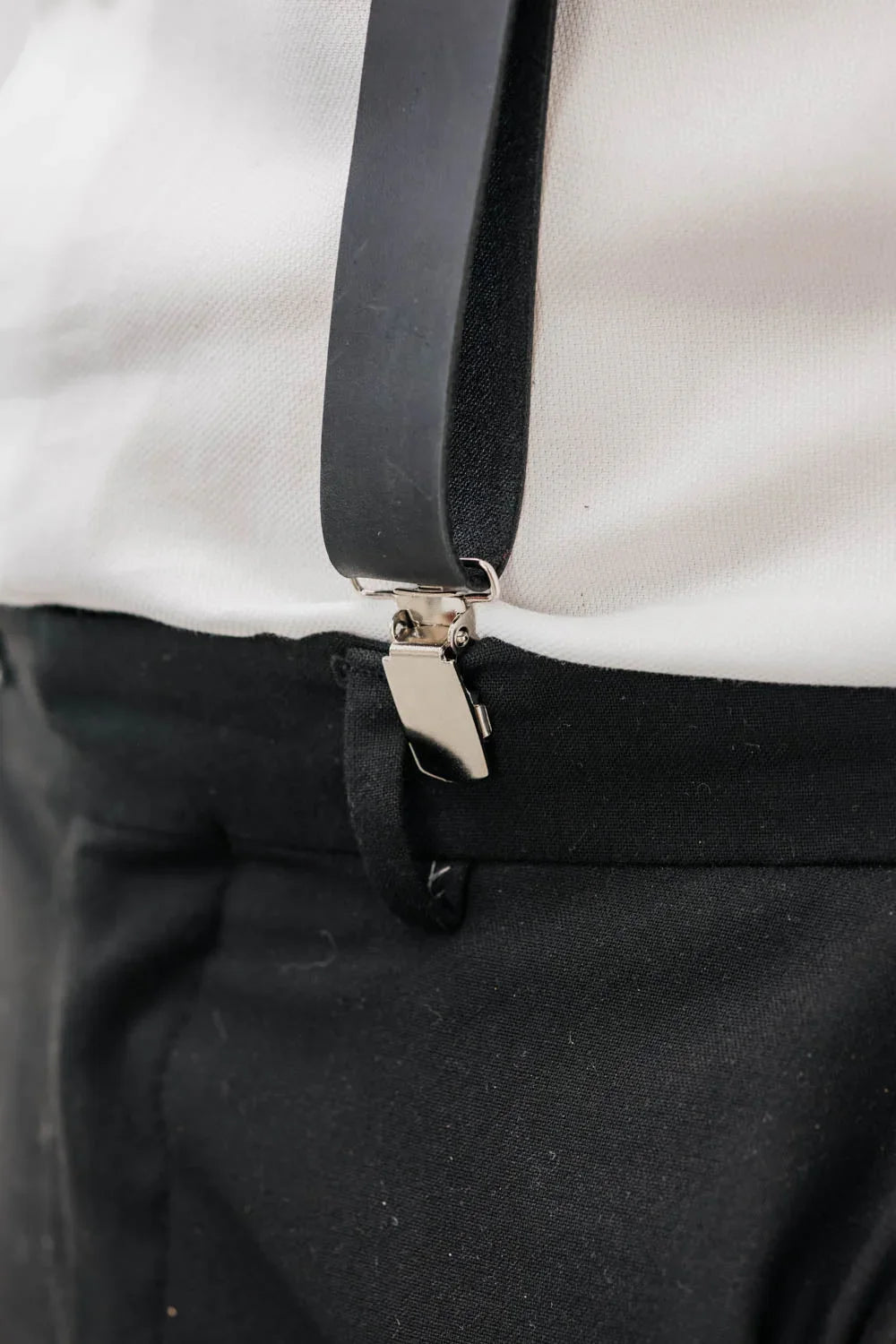 Y-Back Matte Leather Suspenders for Men – Rustic Style