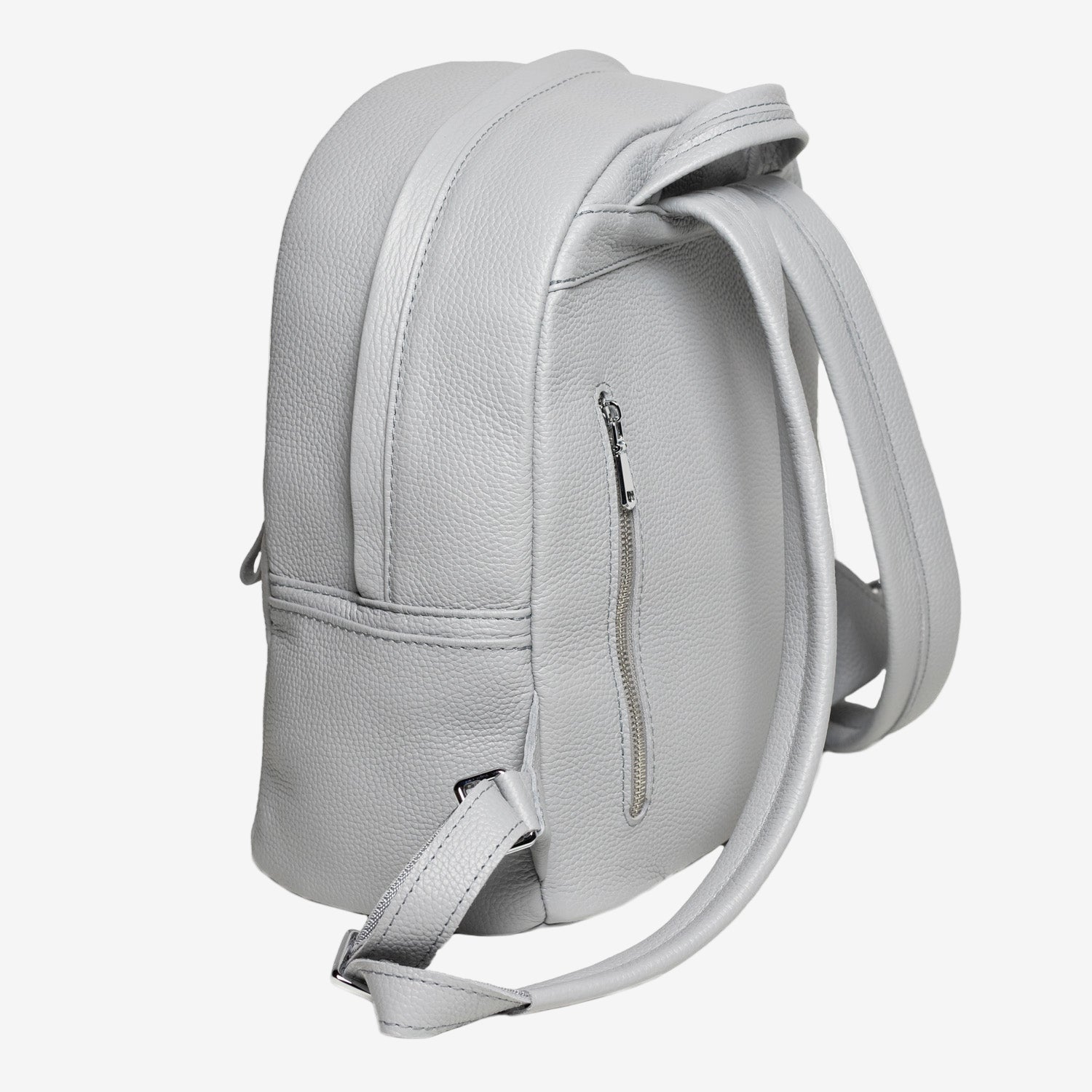 Zippered Leather Backpack for Women – Full Grain Craftsmanship