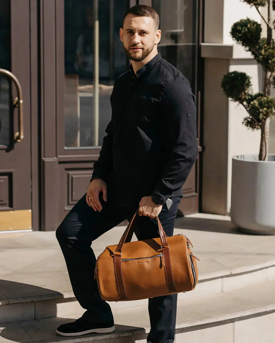 Full Grain Leather Gym & Overnight Bag – Weekender Duffel