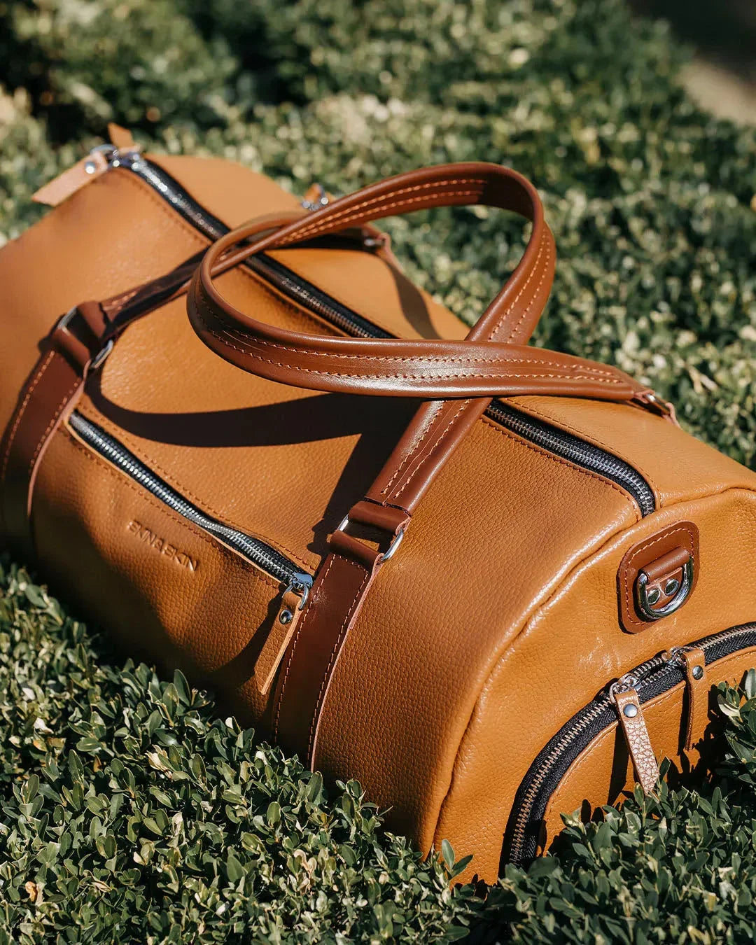 Full Grain Leather Gym & Overnight Bag – Weekender Duffel