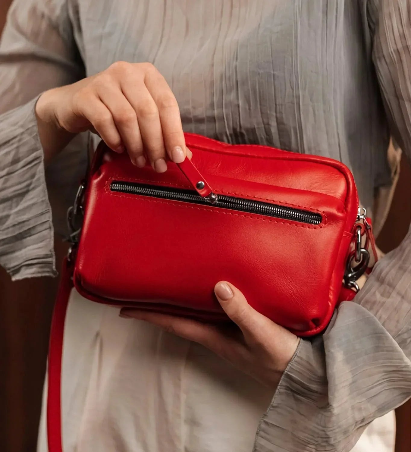 Leather Crossbody Bag for Everyday | WalkBag