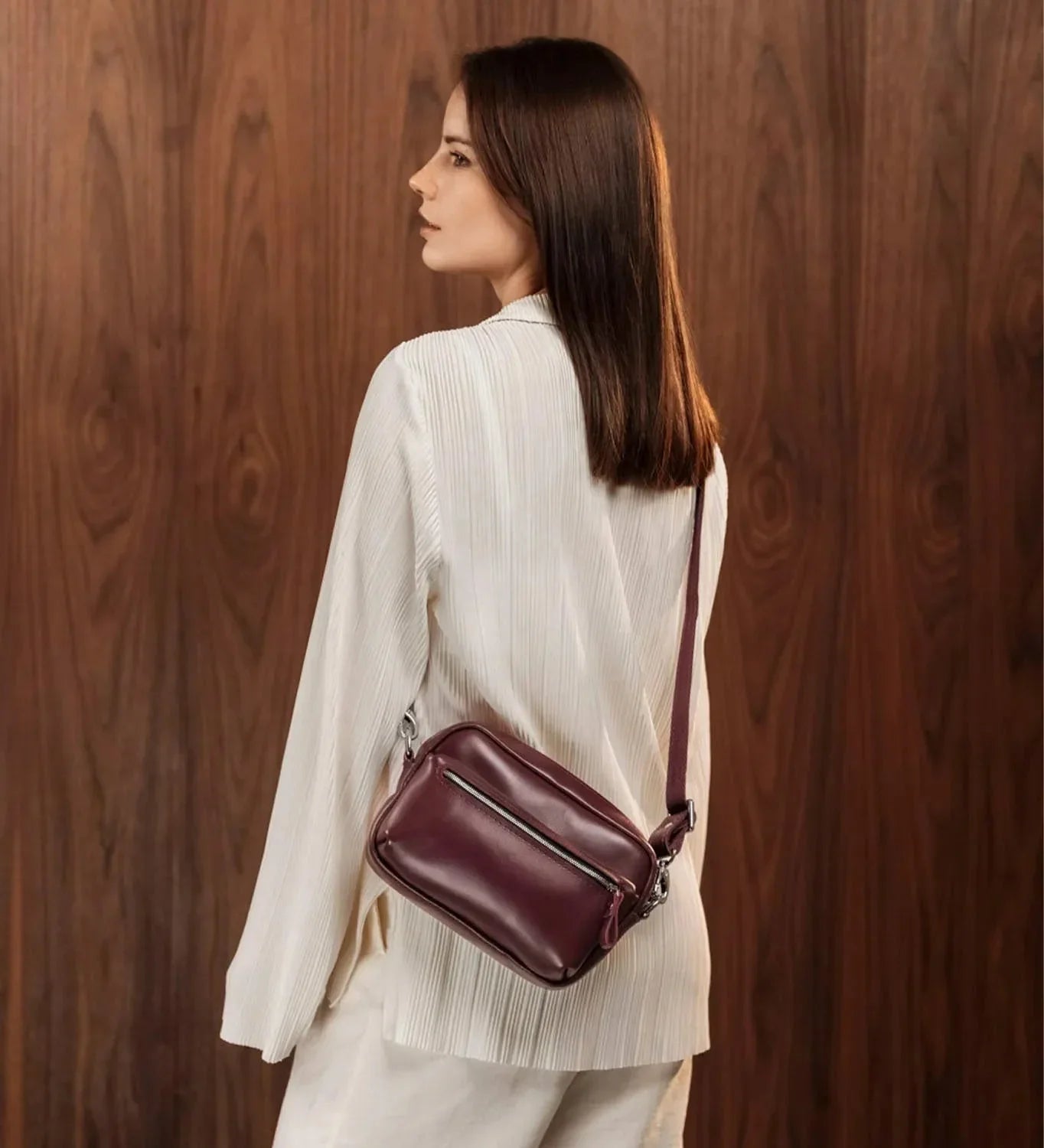 Leather Crossbody Bag for Everyday | WalkBag