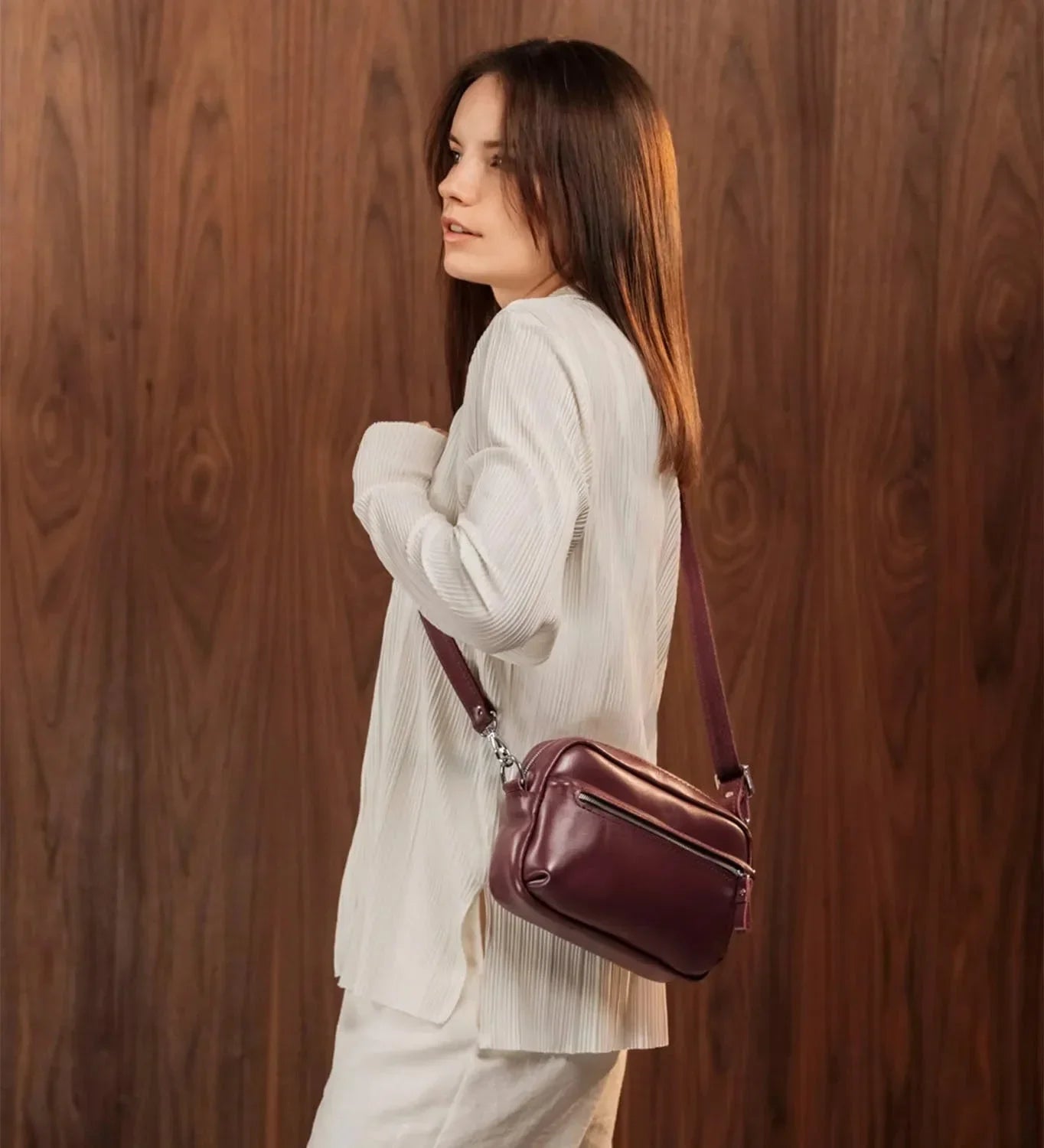 Leather Crossbody Bag for Everyday | WalkBag