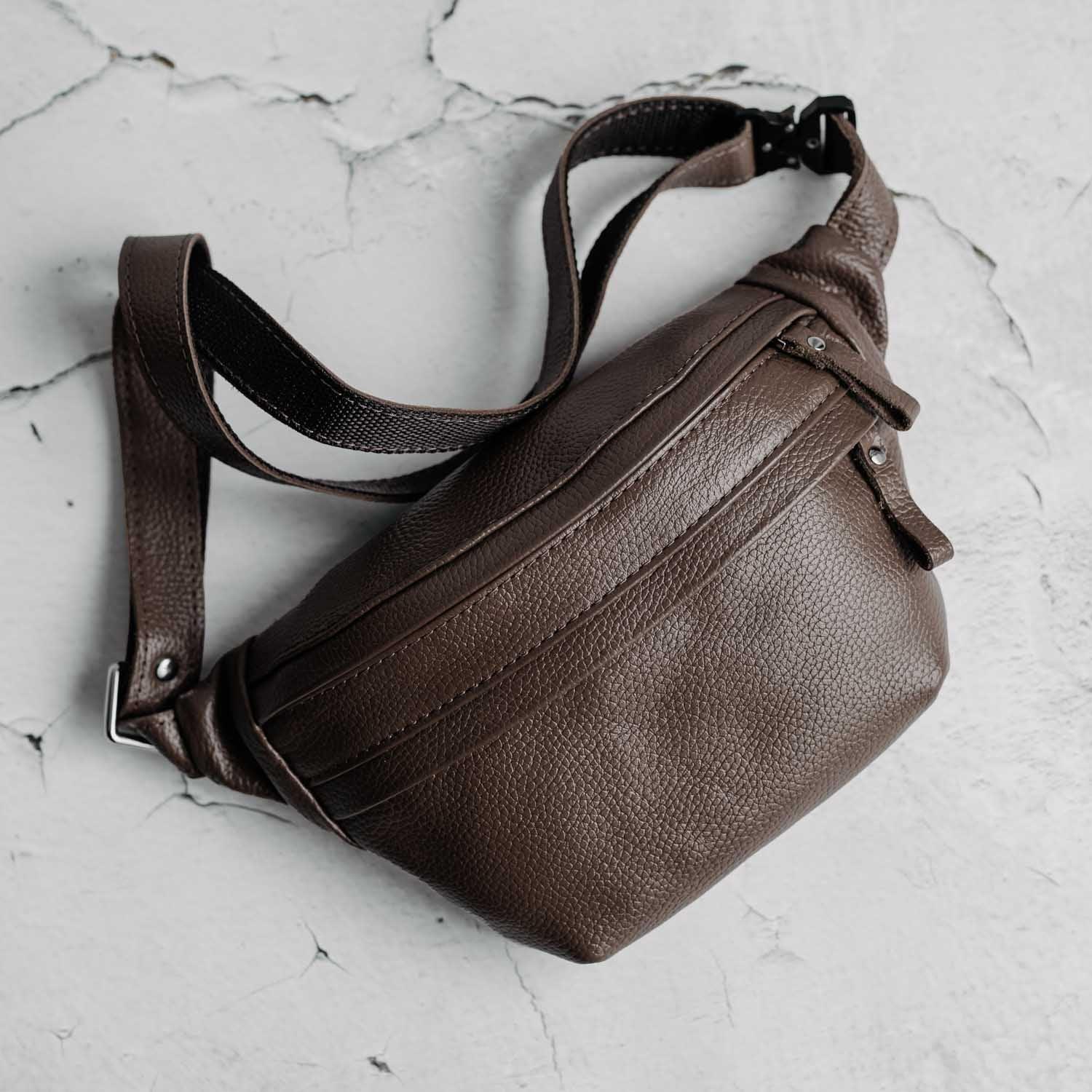 Grainy Leather Waist Bag with Zipper | B-Bag