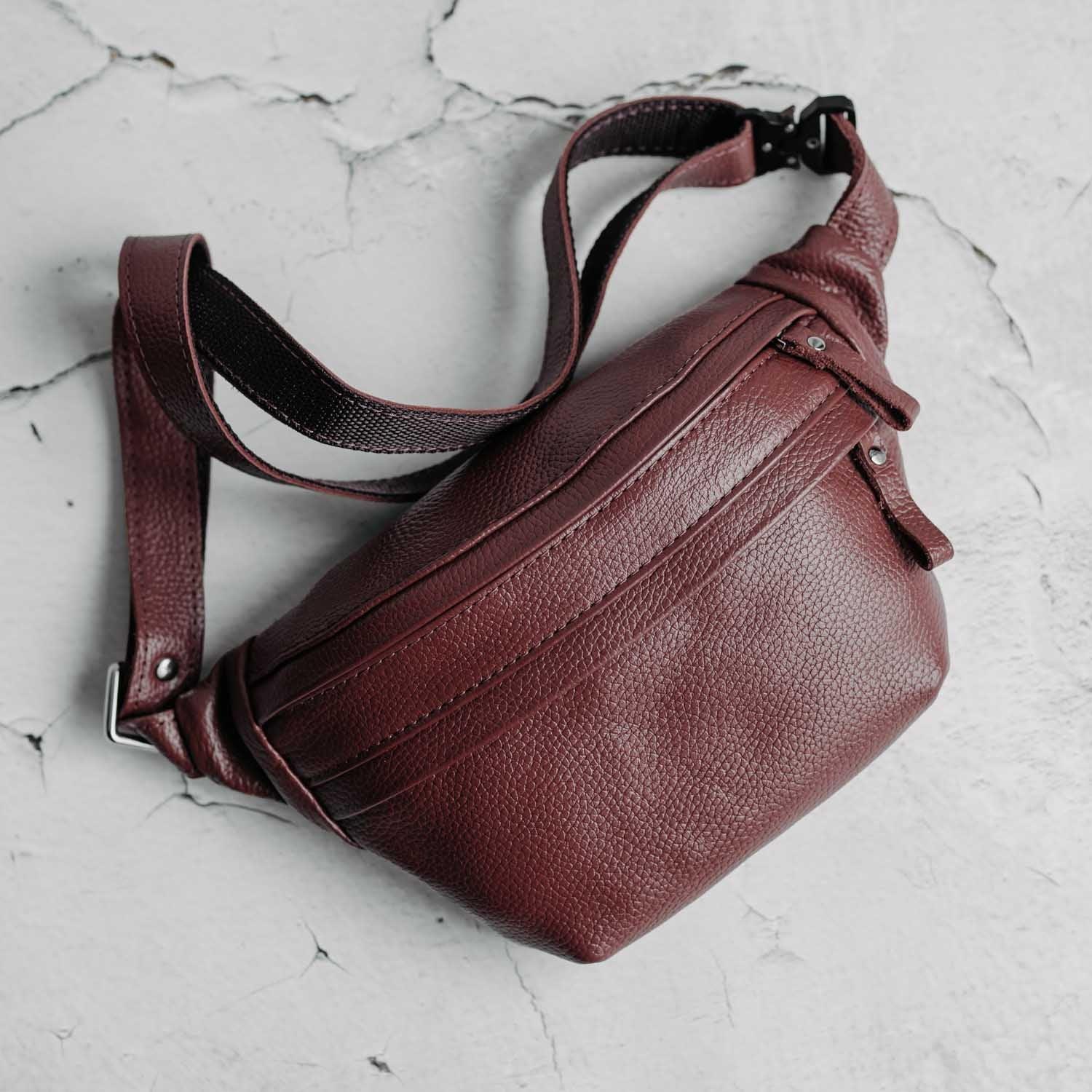 Grainy Leather Waist Bag with Zipper | B-Bag