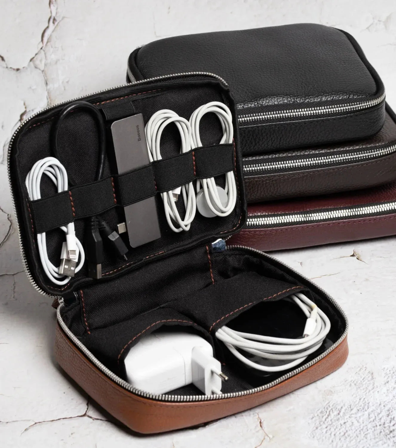 Travel Tech Organizers & Cable Bags