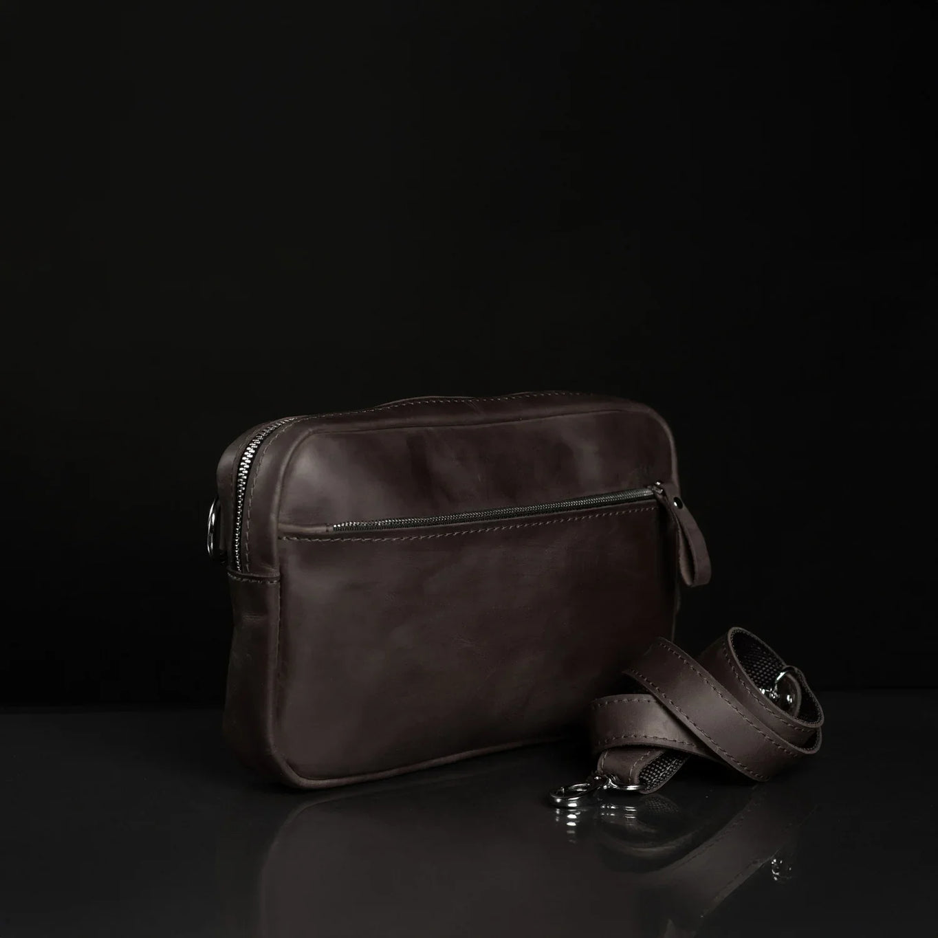 Zippered Leather Crossbody Bag for Men and Women | Orson