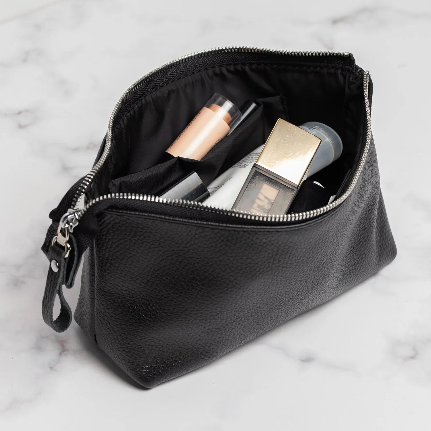 Full grain Leather Makeup Bag - Allure | Graini Black - Wenderfarer
