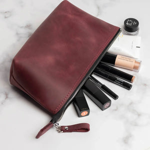 Leather Cosmetic Travel Bag – Matte Waxed Finish | Allure