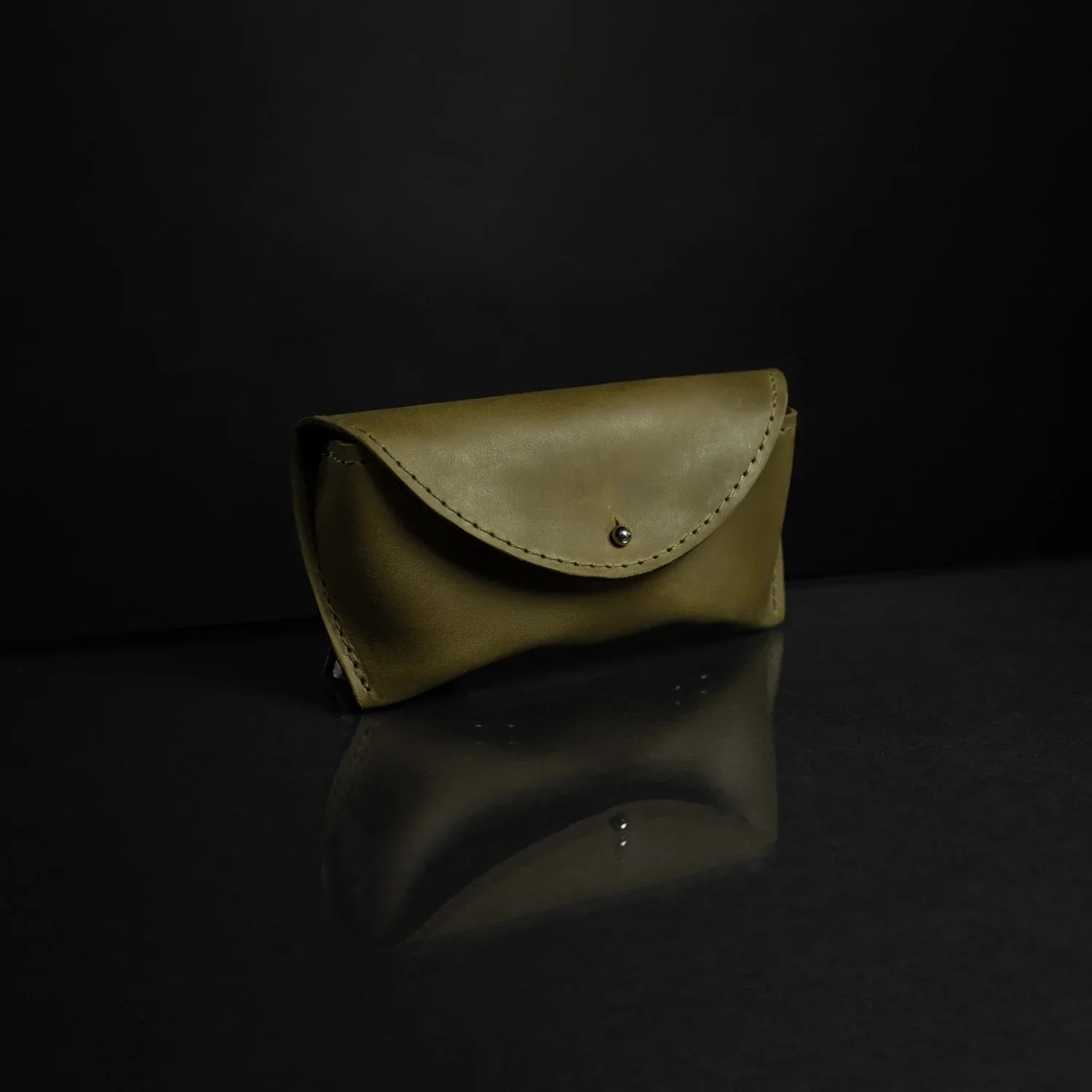 Handmade Waxed Matte Leather Case for Sunglasses
