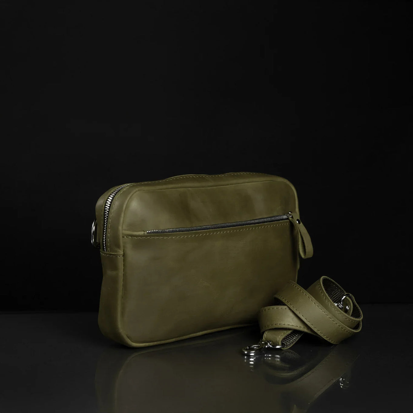 Zippered Leather Crossbody Bag for Men and Women | Orson