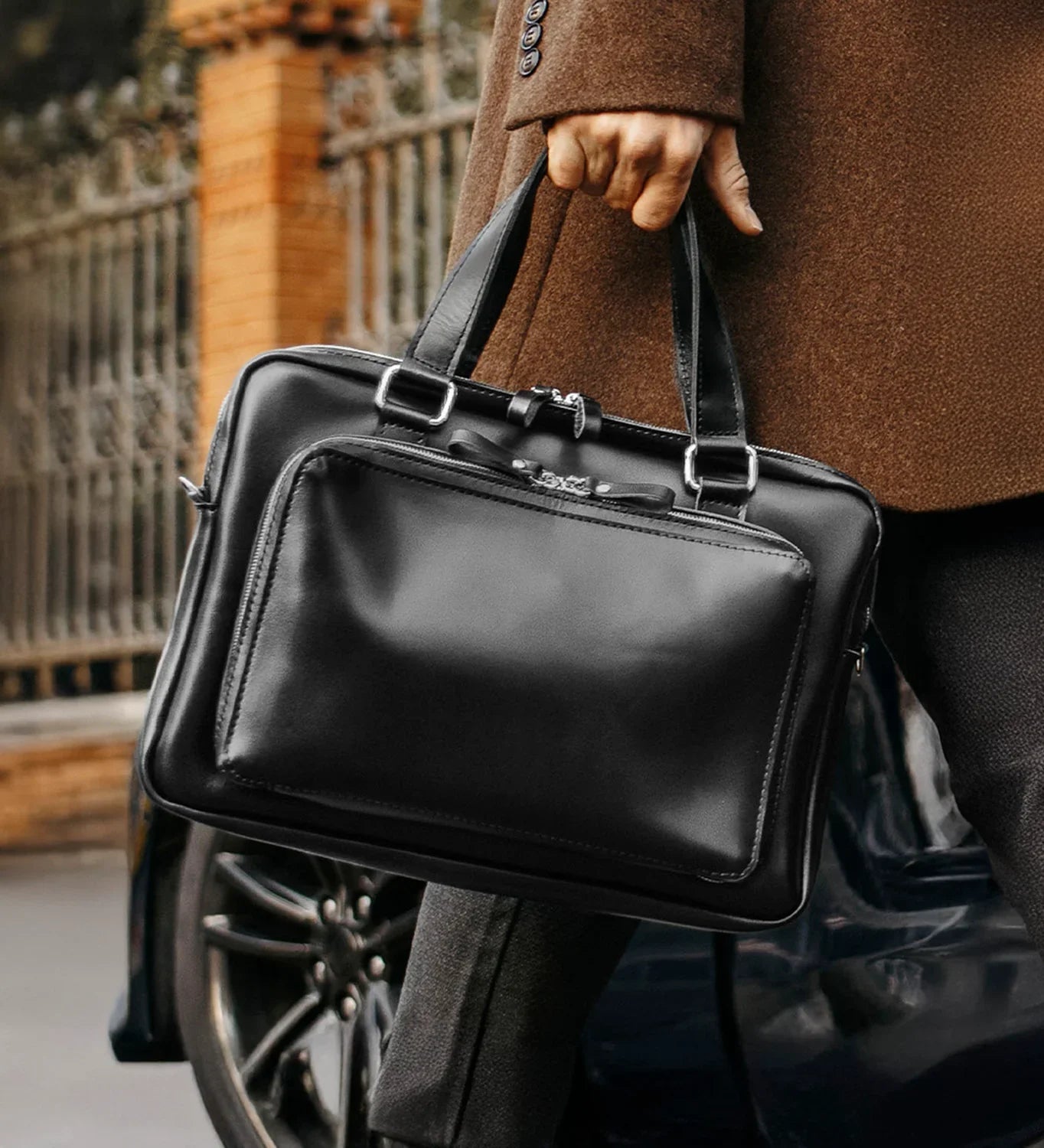 Leather Laptop Briefcase with Organizer – Smooth Finish