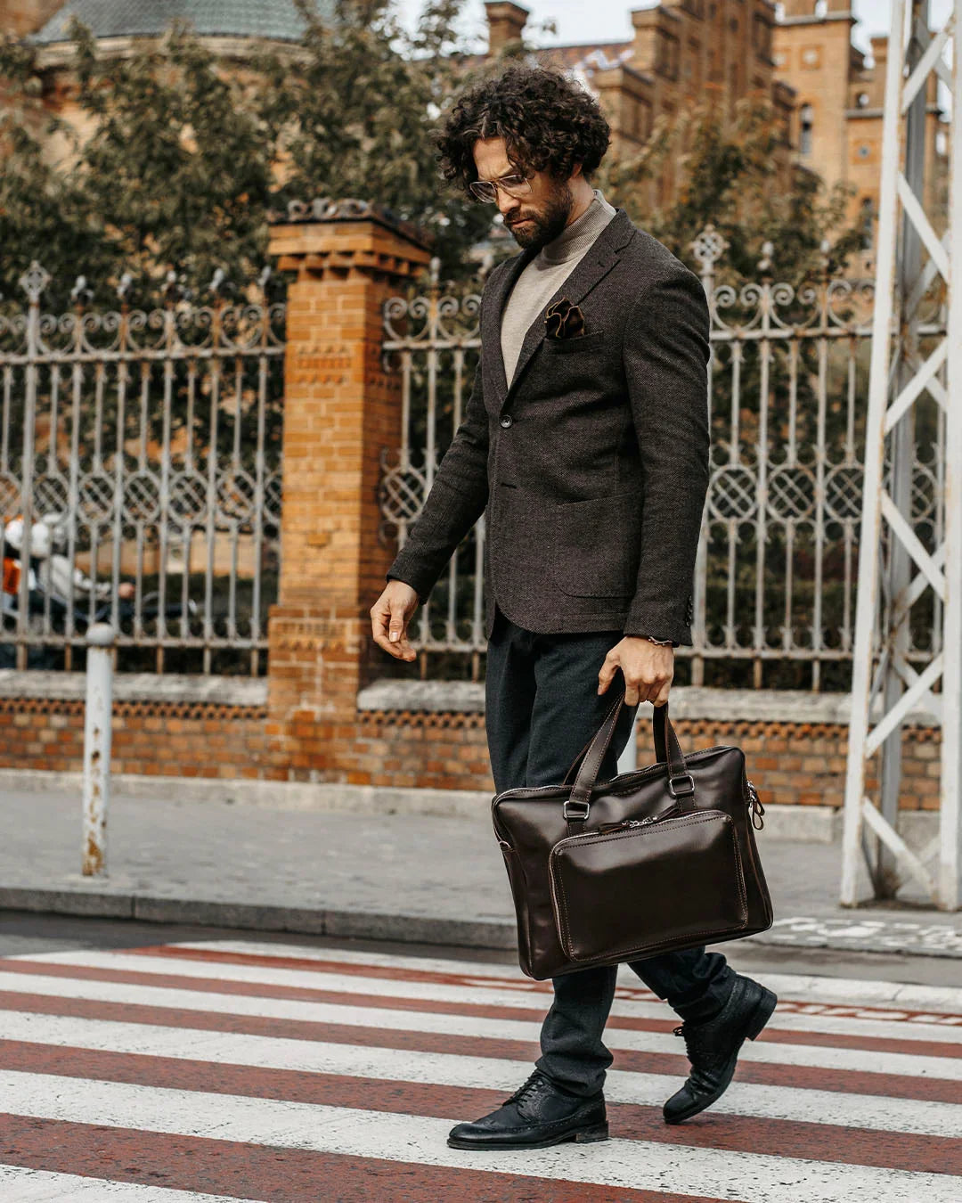Leather Laptop Briefcase with Organizer – Smooth Finish