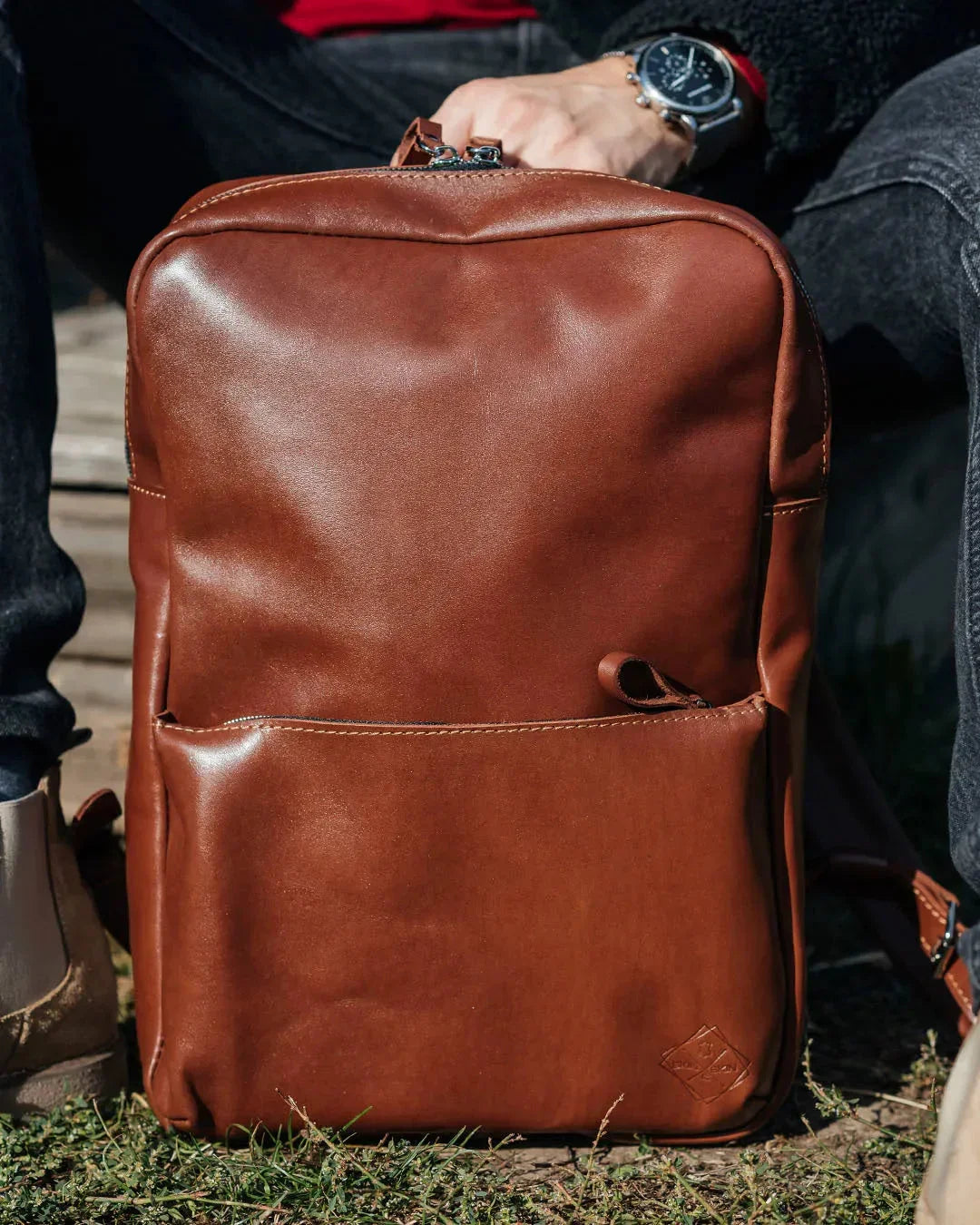 Smooth Leather Backpack for Everyday – fits Laptop 15.6/17'' | Nomad