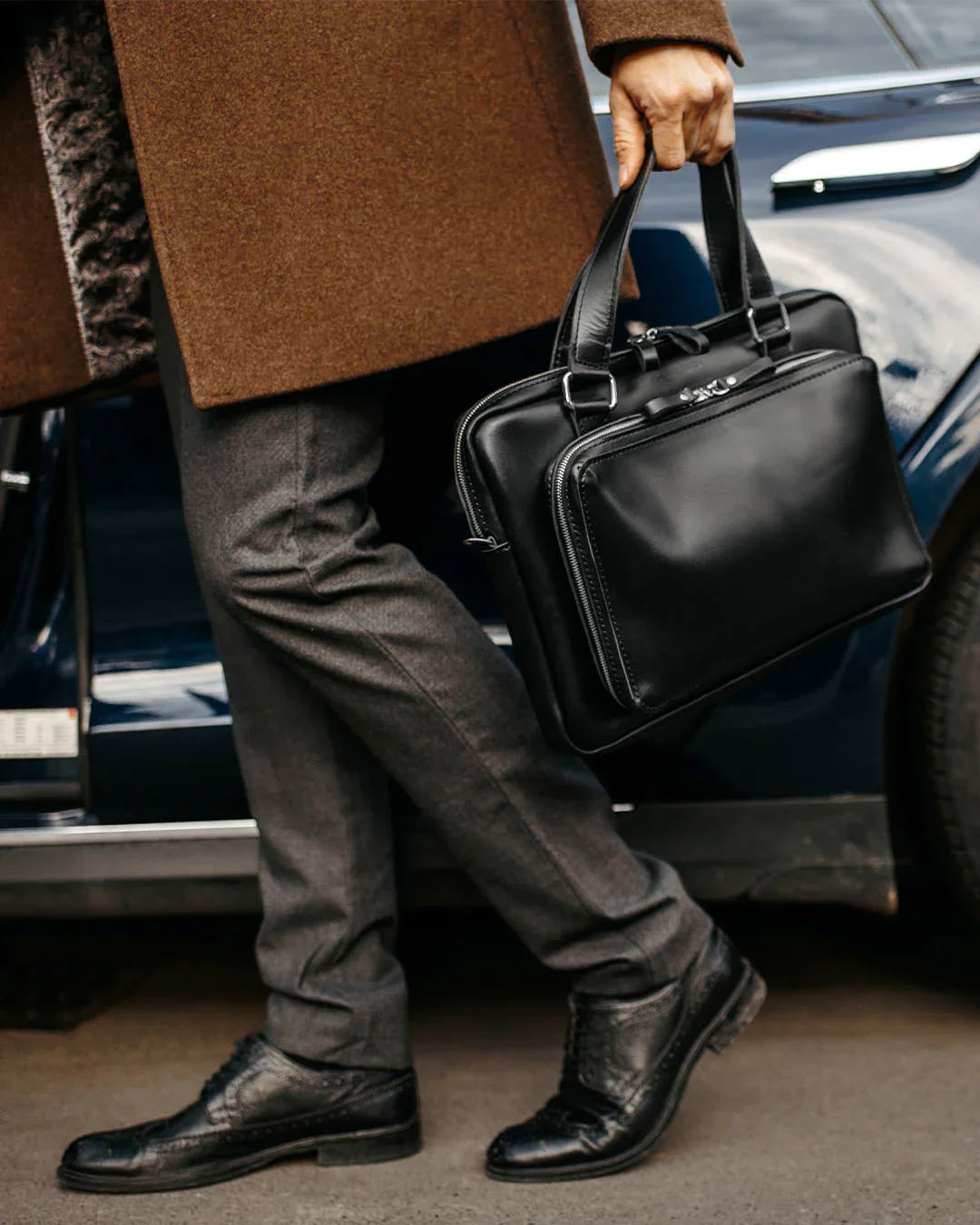 Leather Laptop Briefcase with Organizer – Smooth Finish