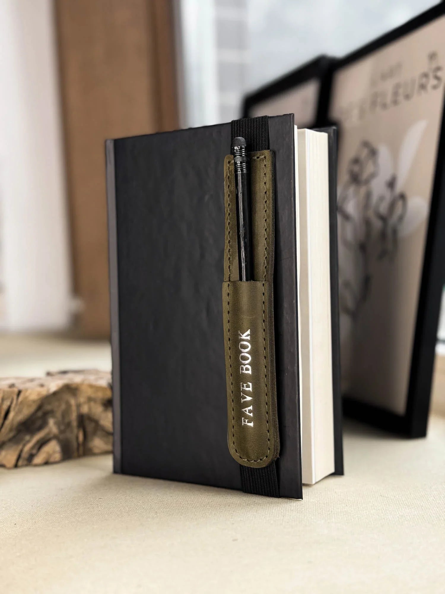 Bookmark with Elastic Strap & Pencil Holder | BookMate