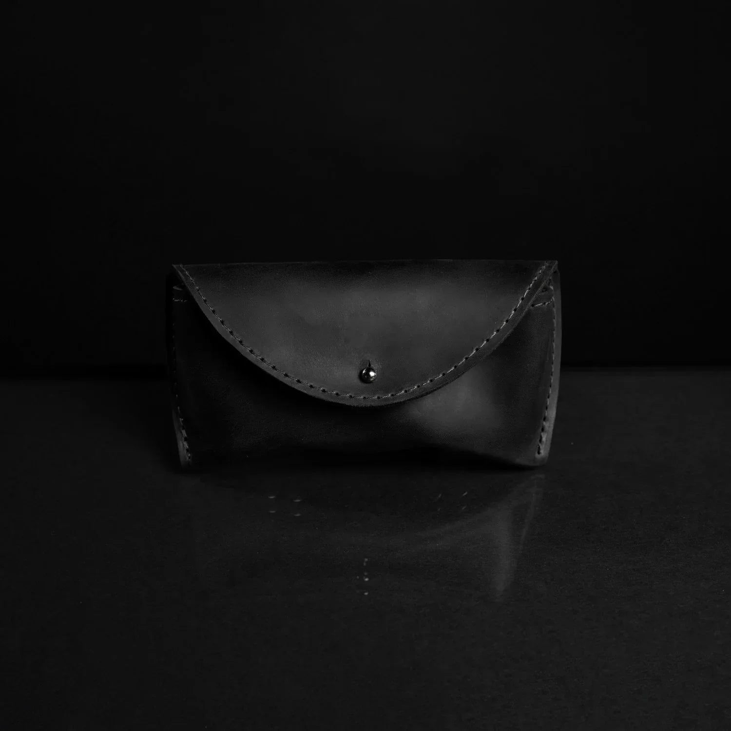 Handmade Waxed Matte Leather Case for Sunglasses
