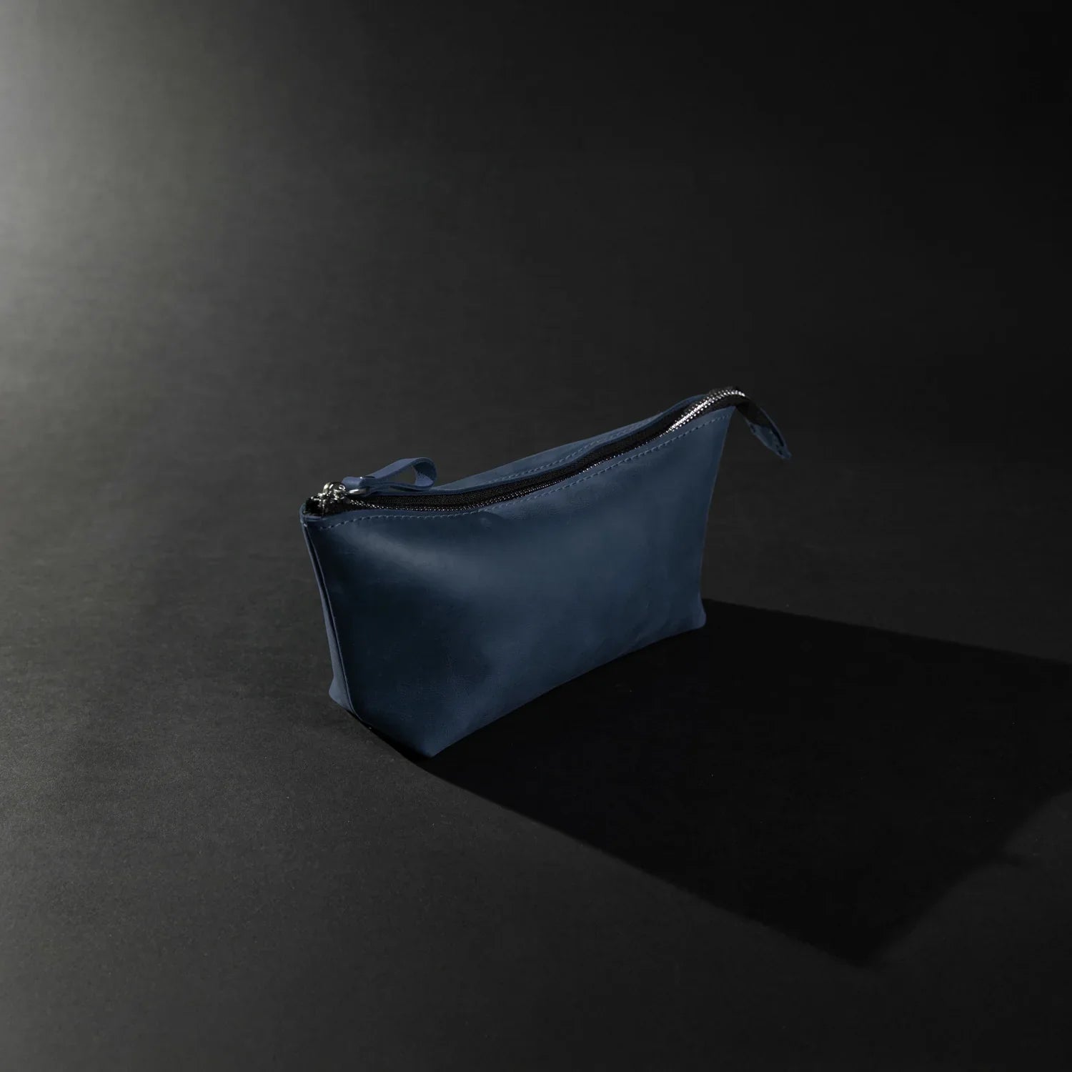 Leather Cosmetic Travel Bag – Matte Waxed Finish | Allure