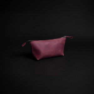 Leather Cosmetic Travel Bag – Matte Waxed Finish | Allure