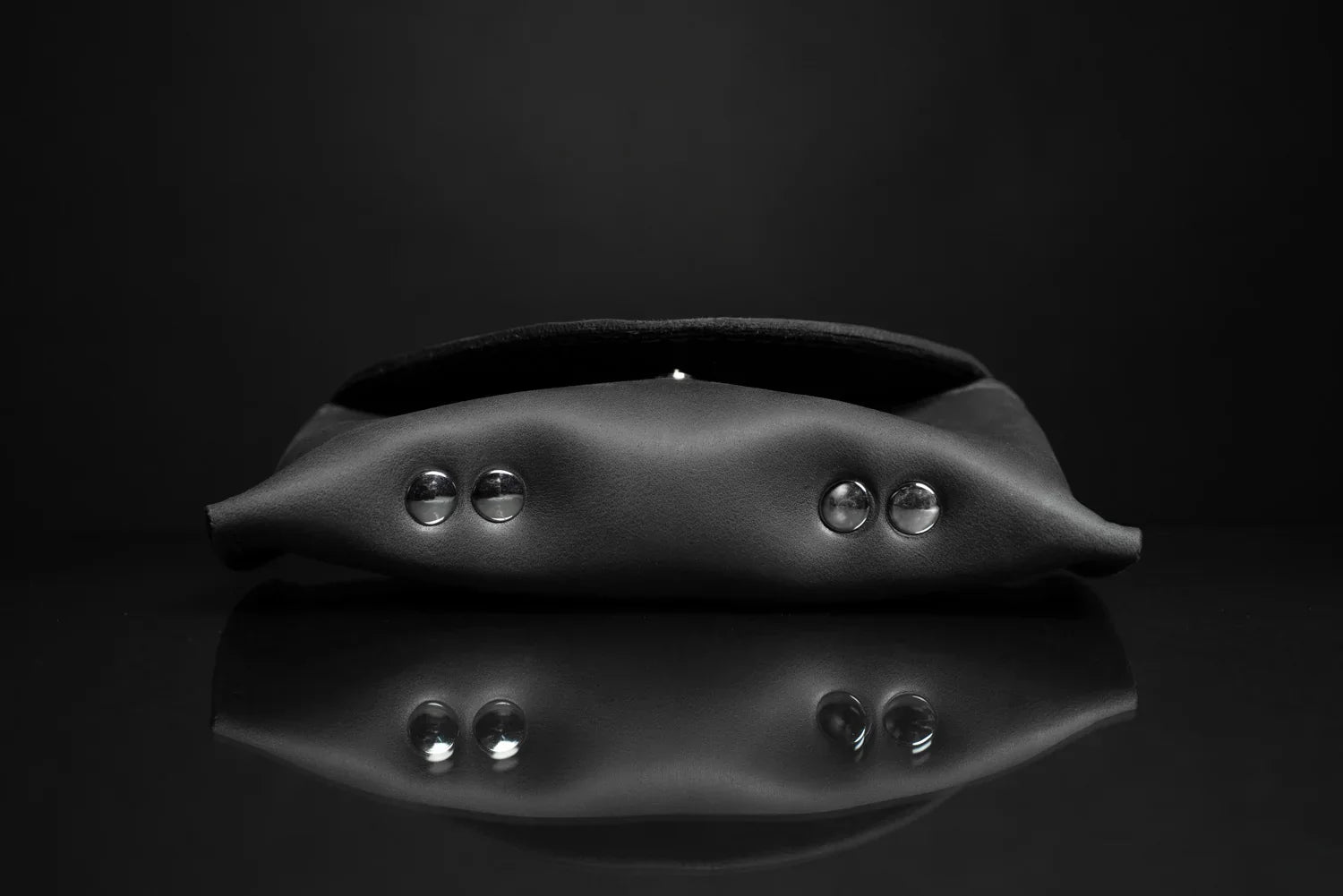 Handmade Waxed Matte Leather Case for Sunglasses