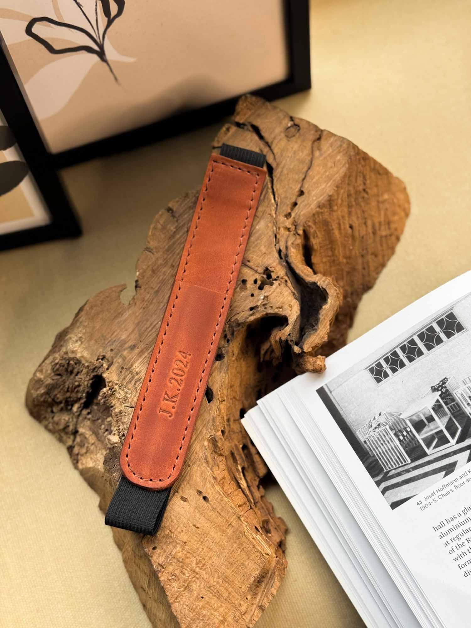 Bookmark with Elastic Strap & Pencil Holder | BookMate