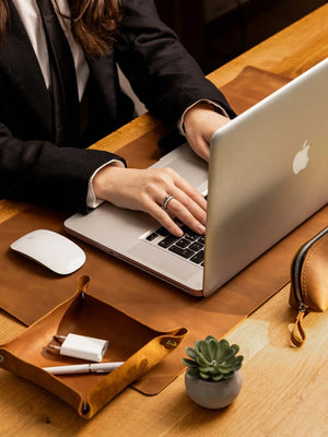 Crazy Horse Leather Desk Pad – Rustic Desk Mat for Office or Home