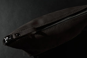 Leather Cosmetic Travel Bag – Matte Waxed Finish | Allure