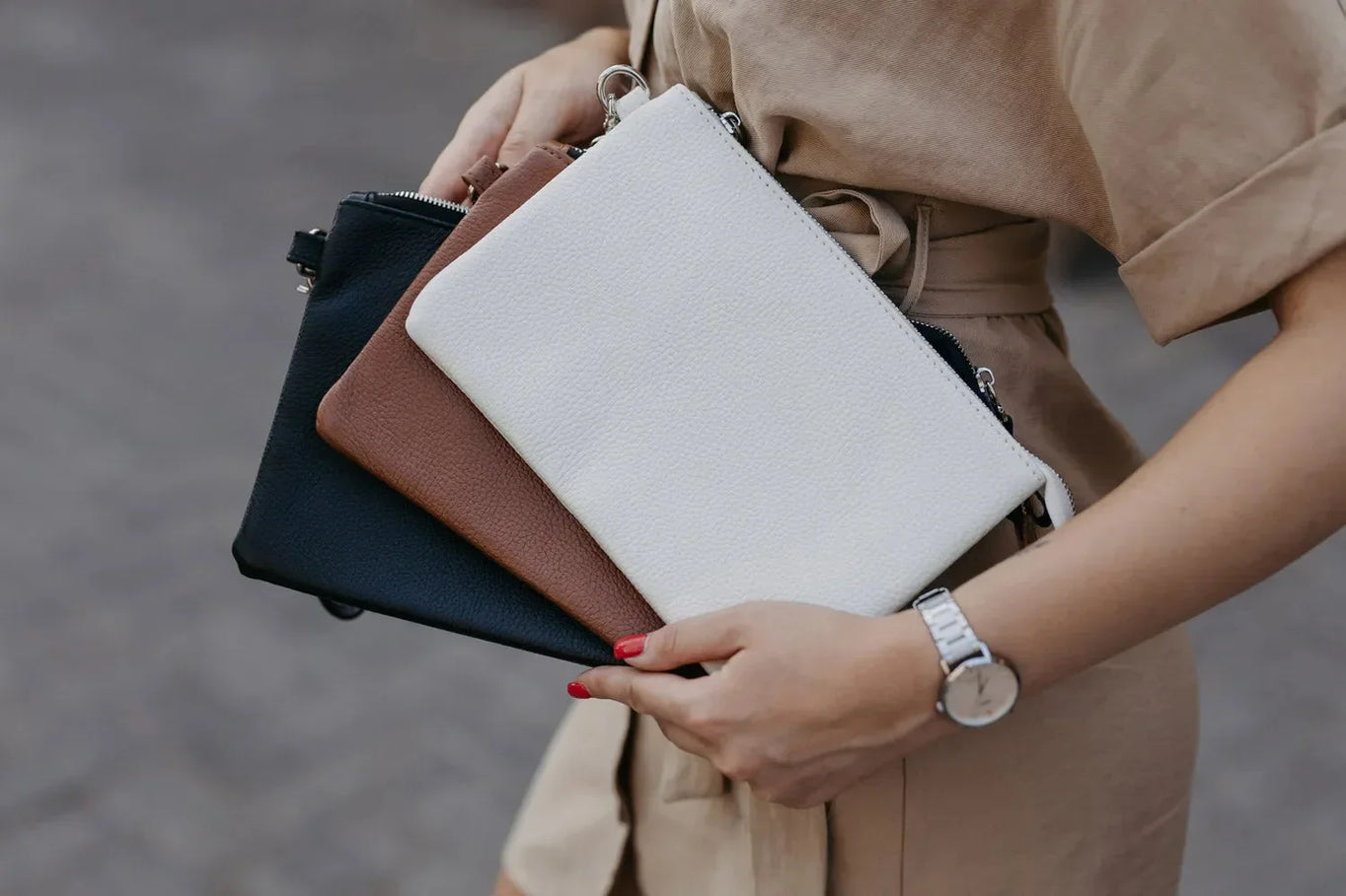Grainy Leather Clutch with Zipper – 3 Sizes