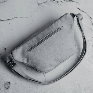 Grainy Leather Waist Bag with Zipper | B-Bag