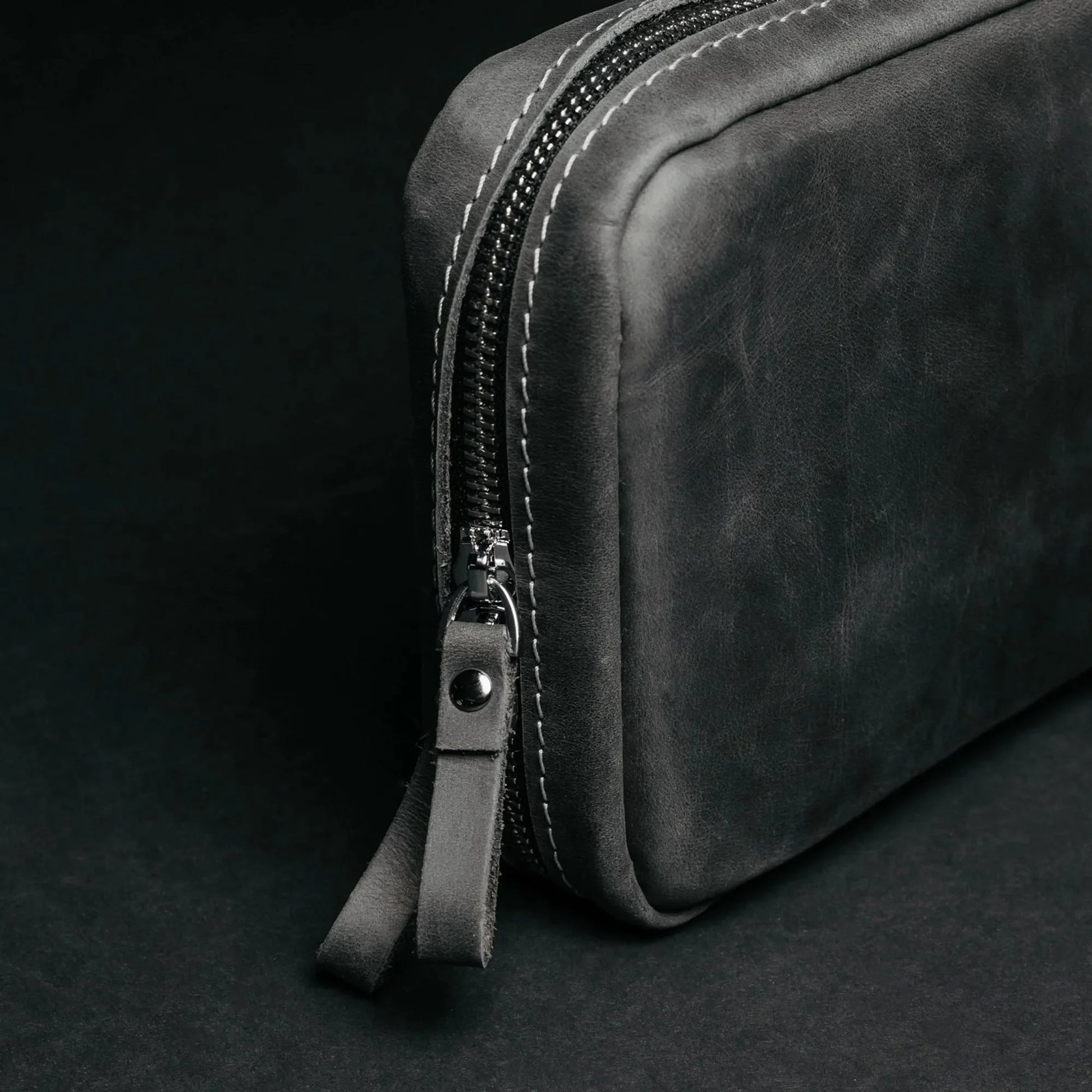 Leather Organizer for Cables & Tech | Smoky Grey - Wenderfarer