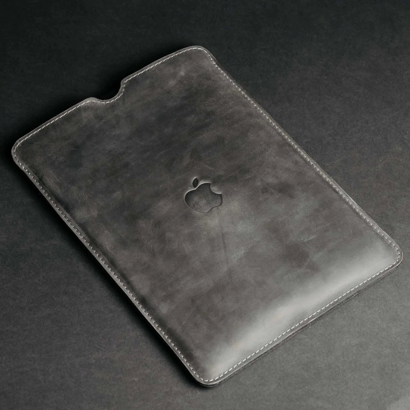 Handcrafted iPad Sleeve – Distressed Leather & Wool Lining | Flatcase