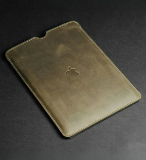 Waxed Matte Leather MacBook Case – Open Edge for Charging | Flatcase