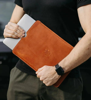 Waxed Matte Leather MacBook Case – Open Edge for Charging | Flatcase