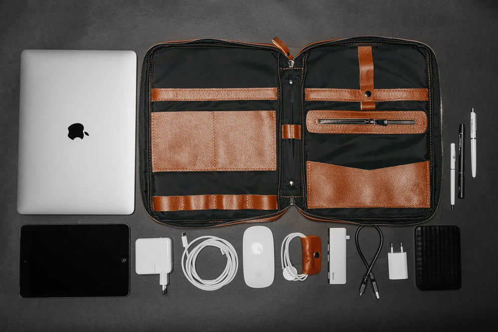 Grainy Leather Tech Organizer A4 Folio