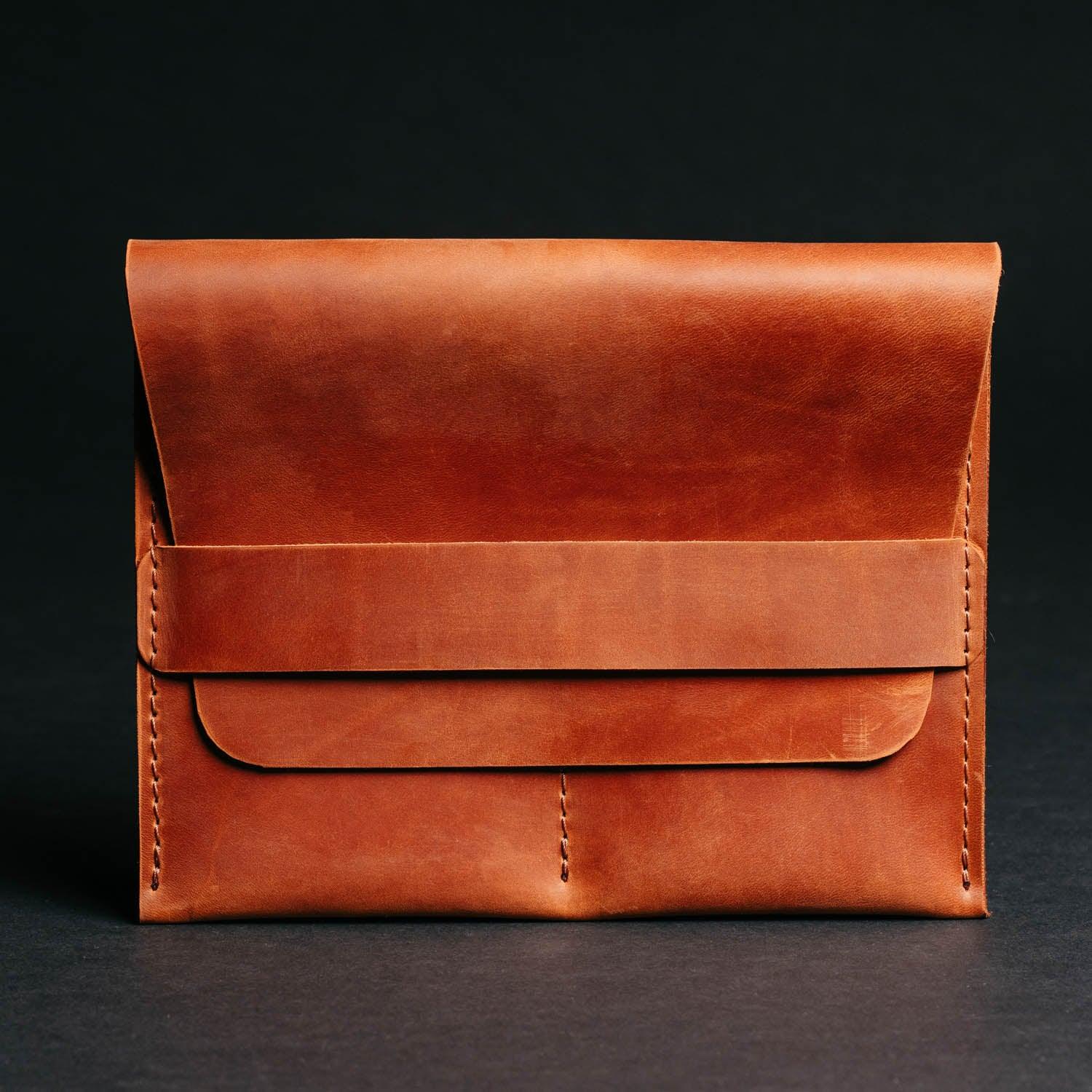 Leather Watch Travel Pouch – Distressed Finish | Sentinel