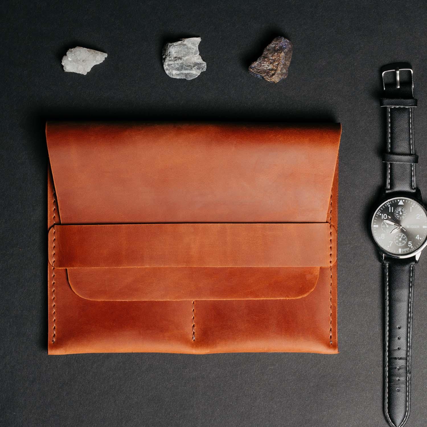 Leather Watch Travel Pouch – Distressed Finish | Sentinel