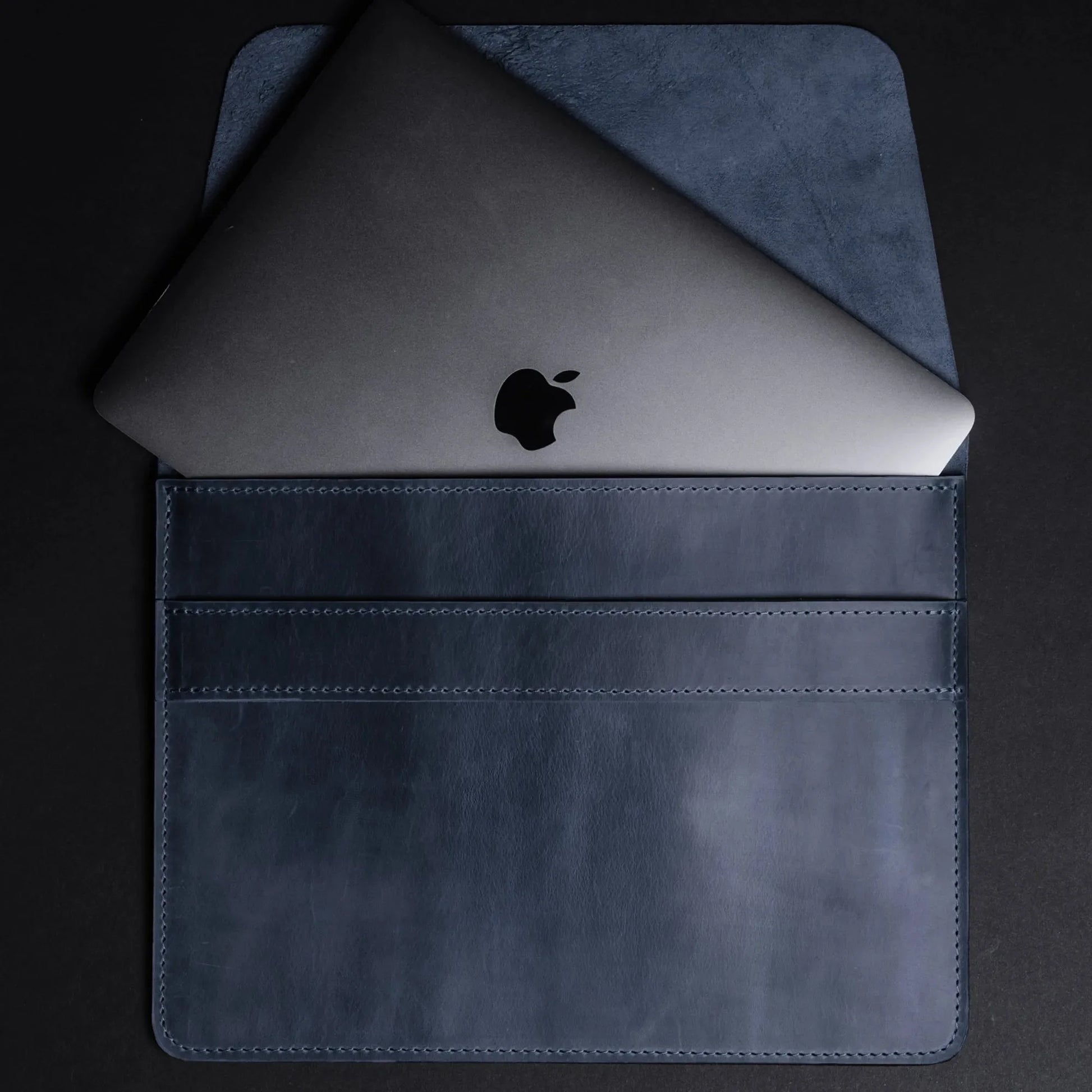 Distressed Leather Sleeve for Macbook - All sizes | Navy Blue - Wenderfarer