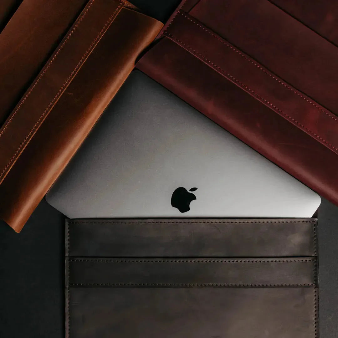 Distressed Leather Laptop Sleeve for MacBook – Aesthetic & All Sizes