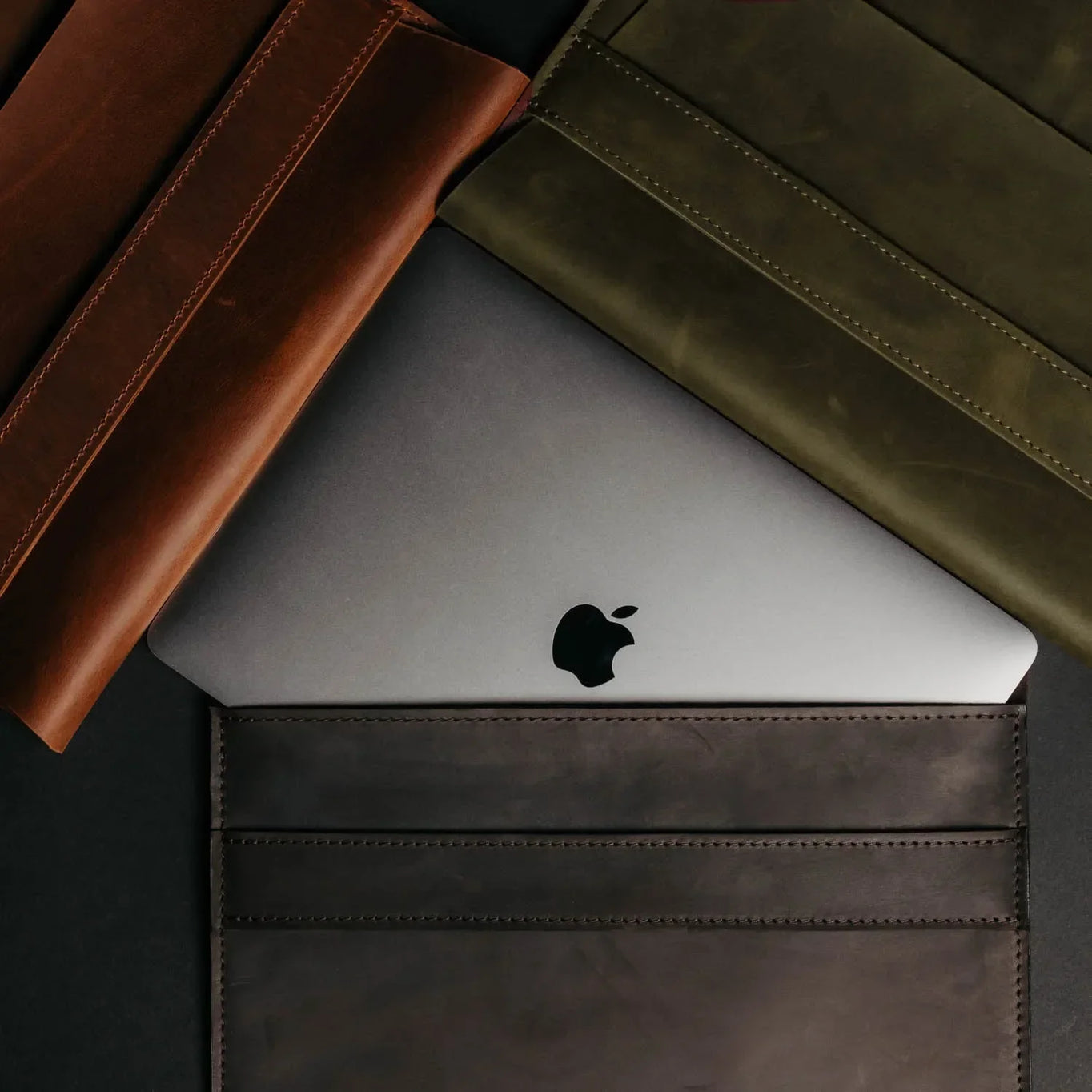Distressed Leather Laptop Sleeve for MacBook – Aesthetic & All Sizes