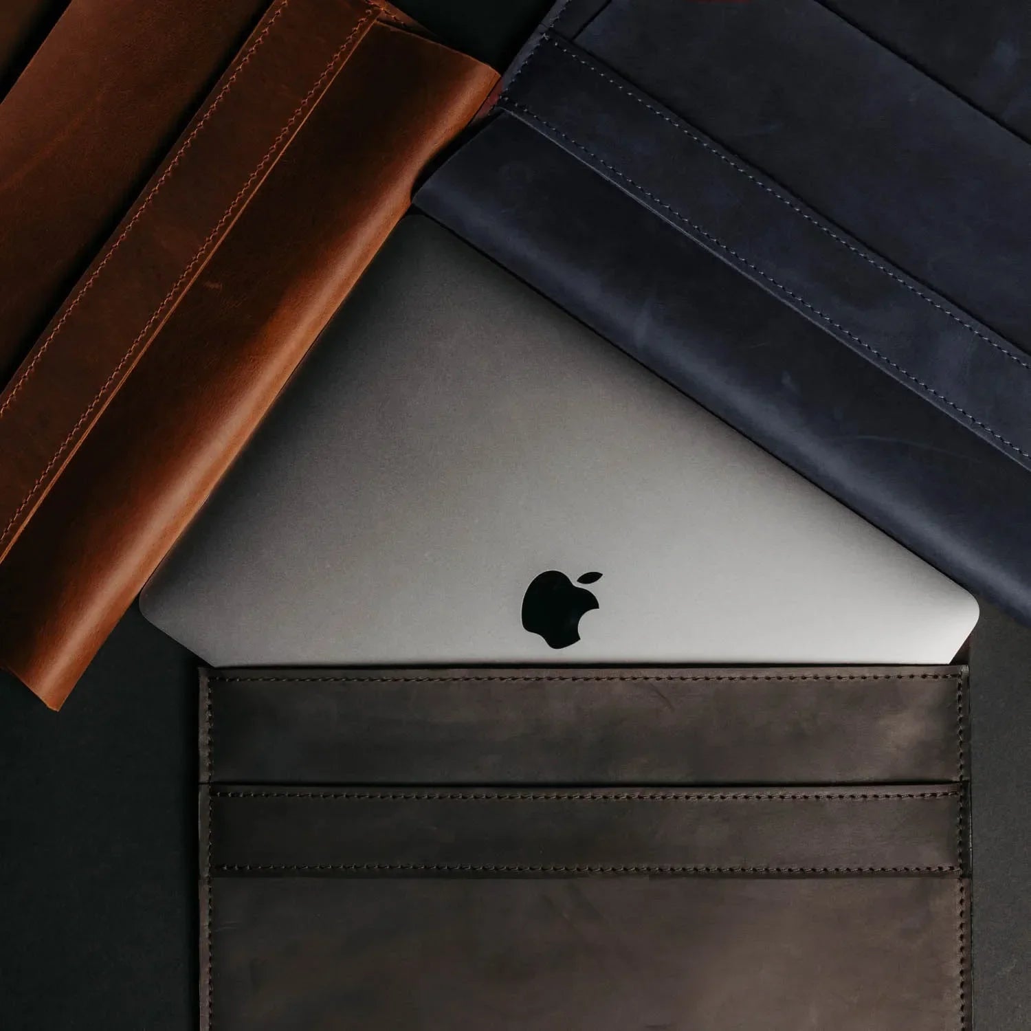 Distressed Leather Laptop Sleeve for MacBook – Aesthetic & All Sizes