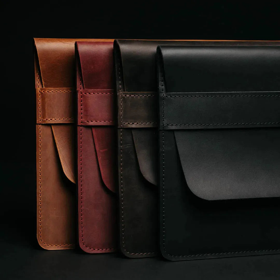Distressed Leather Laptop Sleeve for MacBook – Aesthetic & All Sizes