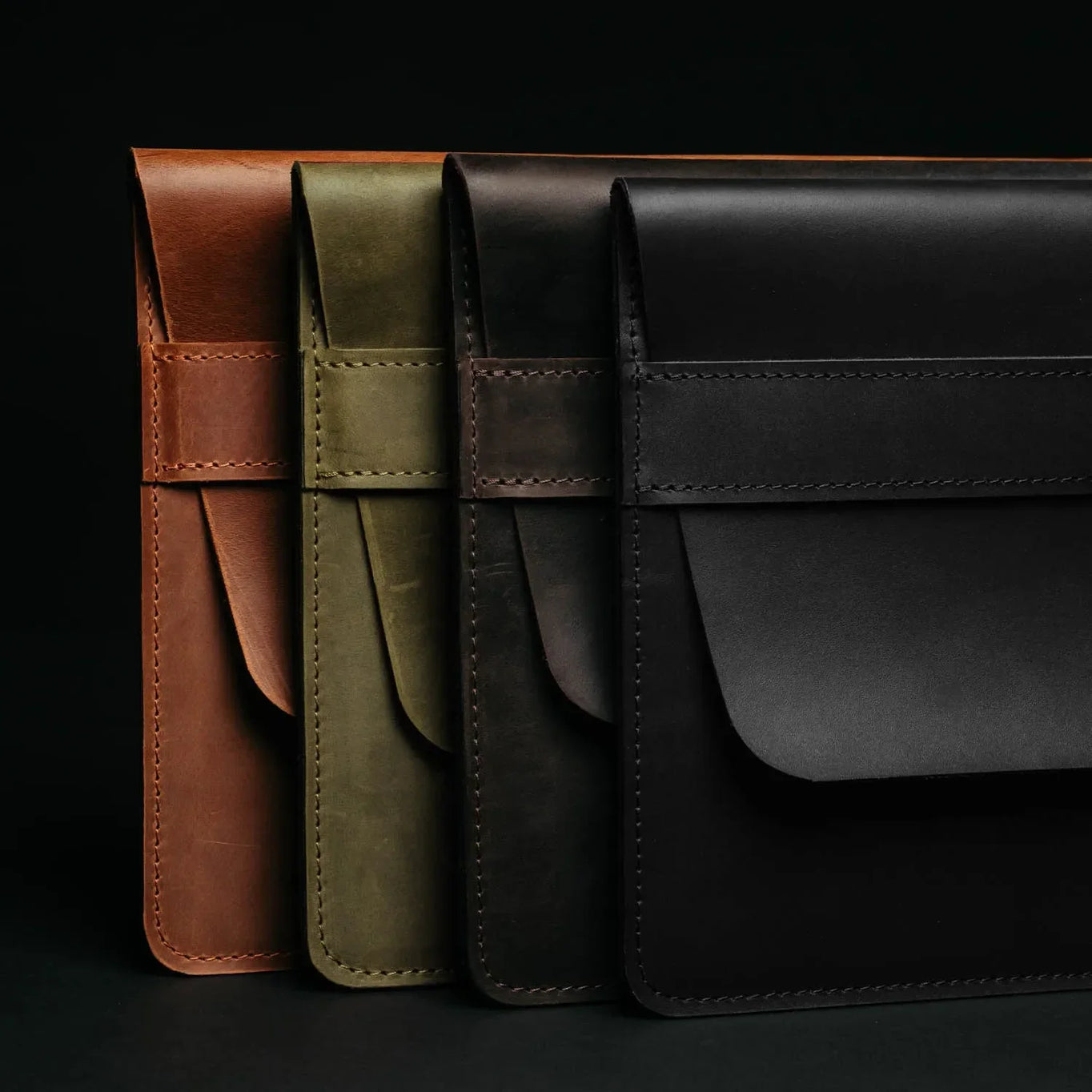 Distressed Leather Laptop Sleeve for MacBook – Aesthetic & All Sizes