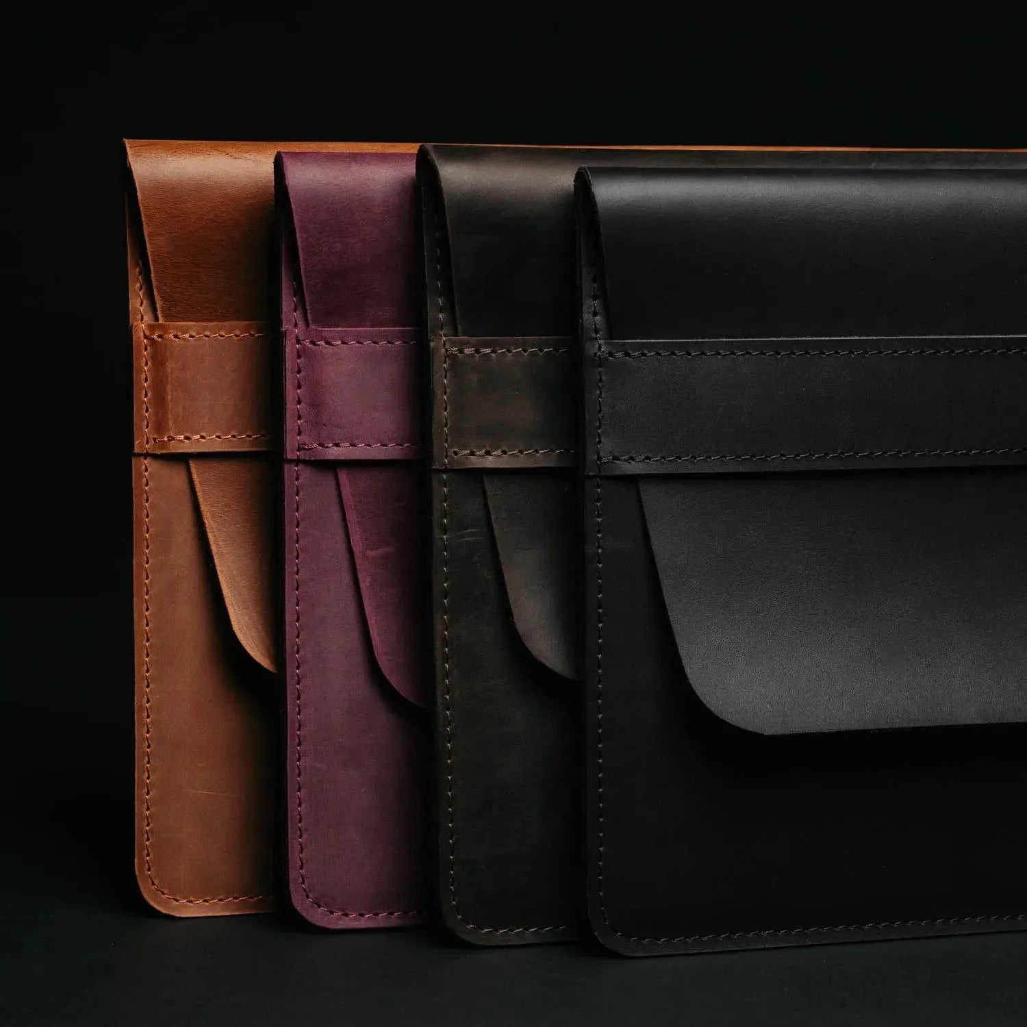 Distressed Leather Laptop Sleeve for MacBook – Aesthetic & All Sizes